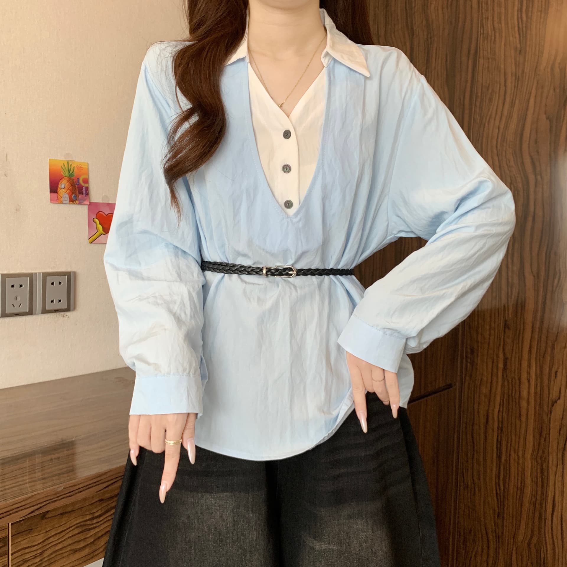 프랑스식 V넥 배색 페이크 레이어드 긍정적 인 어깨 여성 셔츠 가을 새로운 지방 mm 품격 허리 수축 슬림해 보이는 다용도 맨위 상세 이미지 7