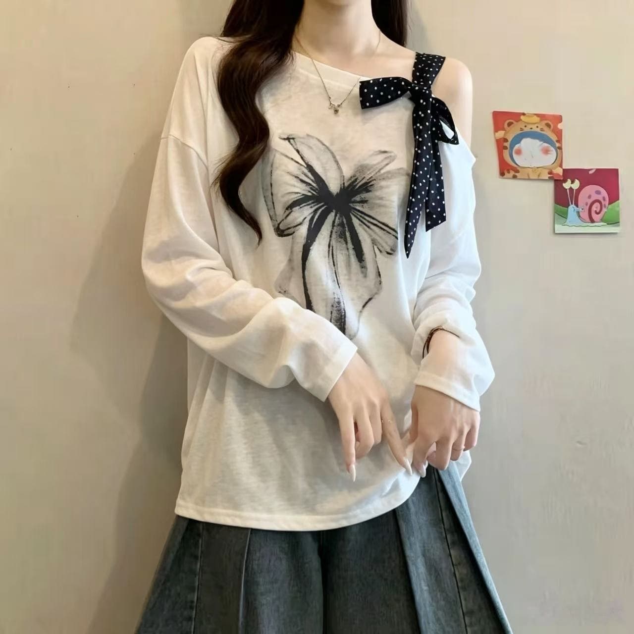 디자인 센스 도트 무늬 나비 매듭 오프숄더 긴팔 티셔츠 여성 가을 새로운 지방 mm 고유 한 아름다운 루즈핏 슬림해 보이는 맨위 상세 이미지 21