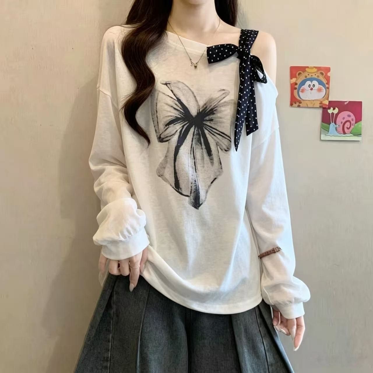 도트 무늬 나비 매듭 오프숄더 프린트 긴팔 티셔츠 여성 가을 새로운 지방 mm 패션 연령 감소 자이언트 잘 생긴 슬림해 보이는 맨위 상세 이미지 2