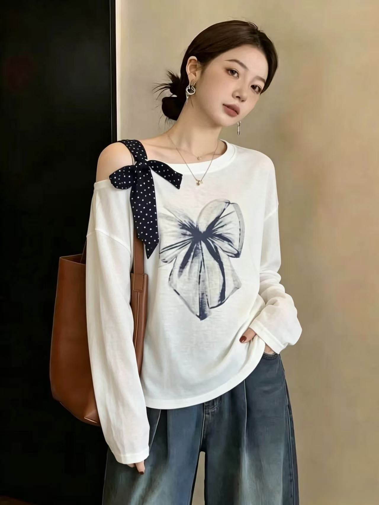 도트 무늬 나비 매듭 오프숄더 프린트 긴팔 티셔츠 여성 가을 새로운 지방 mm 패션 연령 감소 자이언트 잘 생긴 슬림해 보이는 맨위 상세 이미지 6