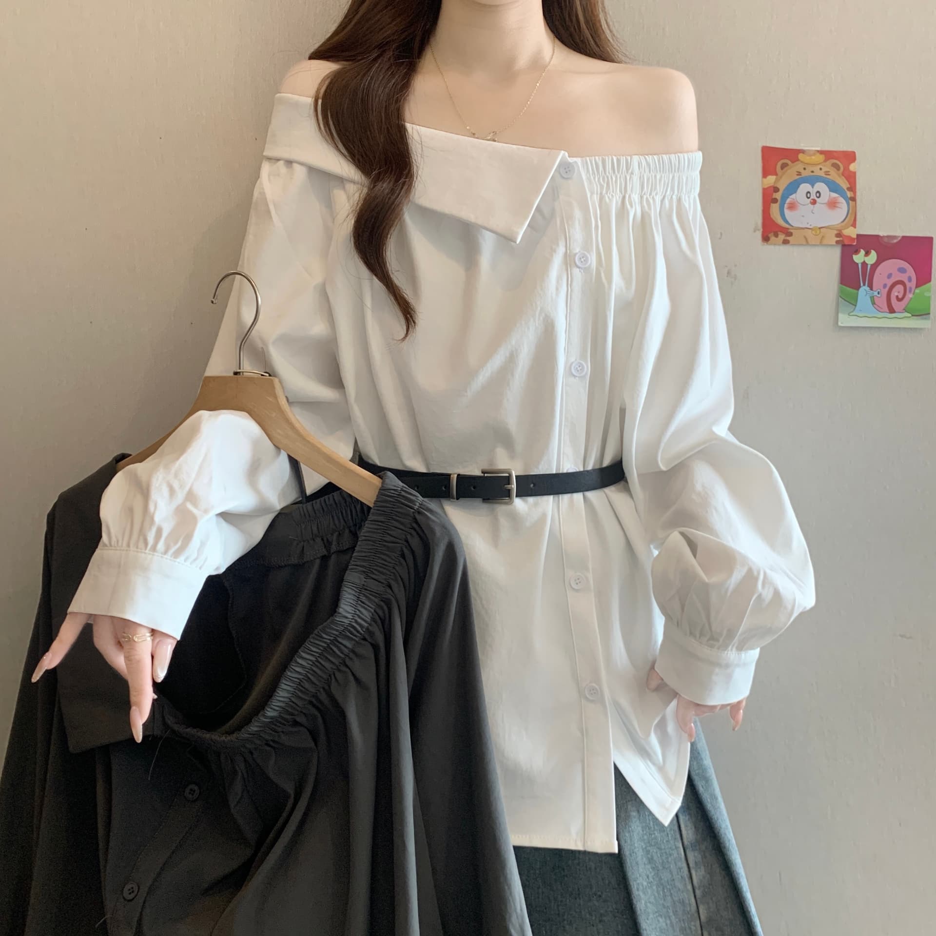 디자인 센스 Chic 폴로 칼라 오프숄더 긴팔 여성 셔츠 가을 새로운 지방 mm 품격 다용도 슬림해 보이는 고유 한 맨위 이미지 2