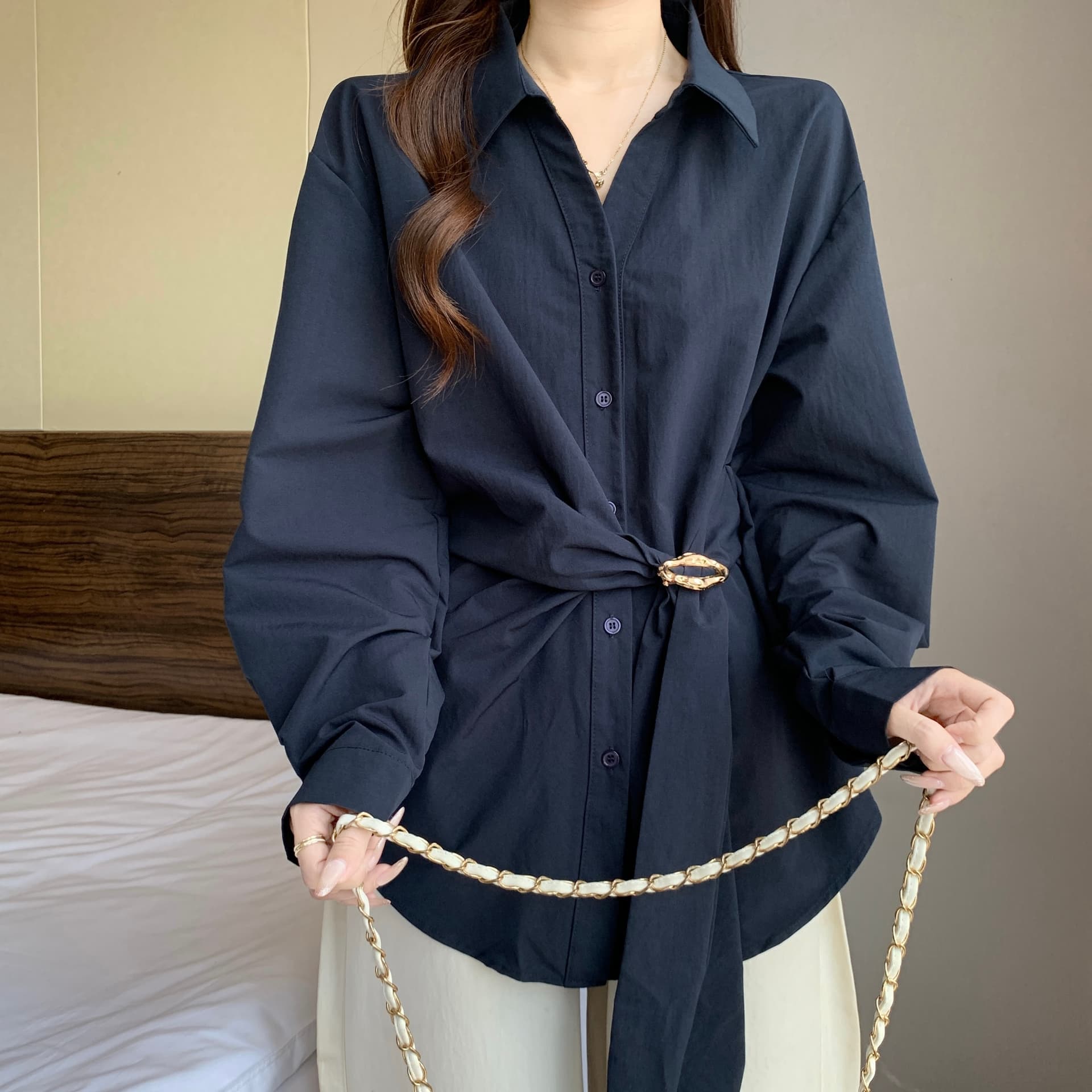고급 센스 불규칙 스트랩 긍정적 인 어깨 긴팔 여성 셔츠 가을 새로운 지방 mm 허리 수축 슬림해 보이는 품격 고유 한 맨위 상세 이미지 14