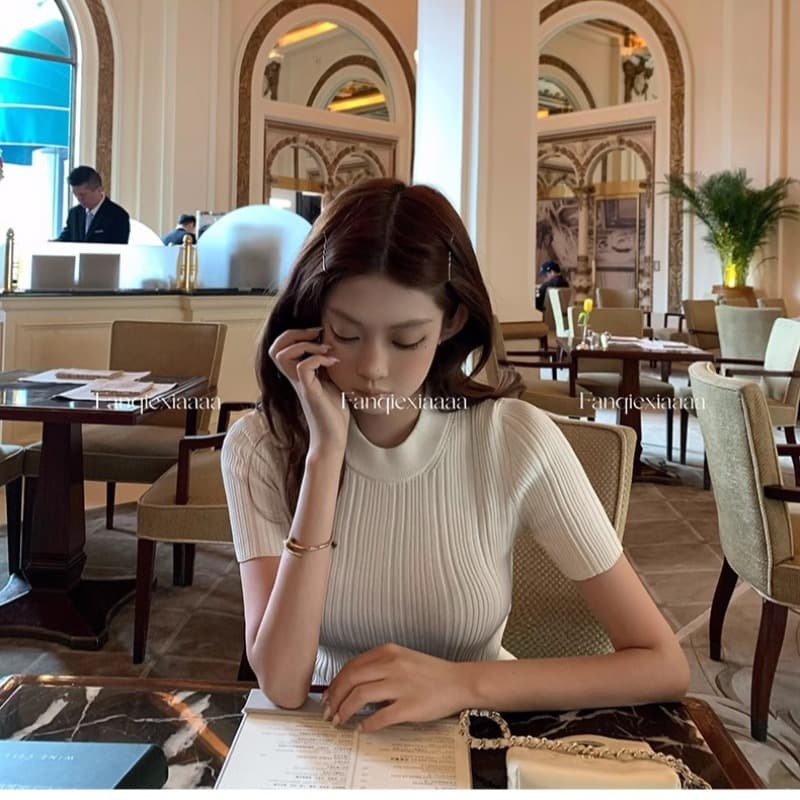 토마토 남자 jennie 같은 단락 오래된 돈 바람 얼음 마 라운드 넥 니트 반팔 맨위 여성 긍정적 인 어깨 몸매 가꾸기 슬림해 보이는 티셔츠 이미지 5