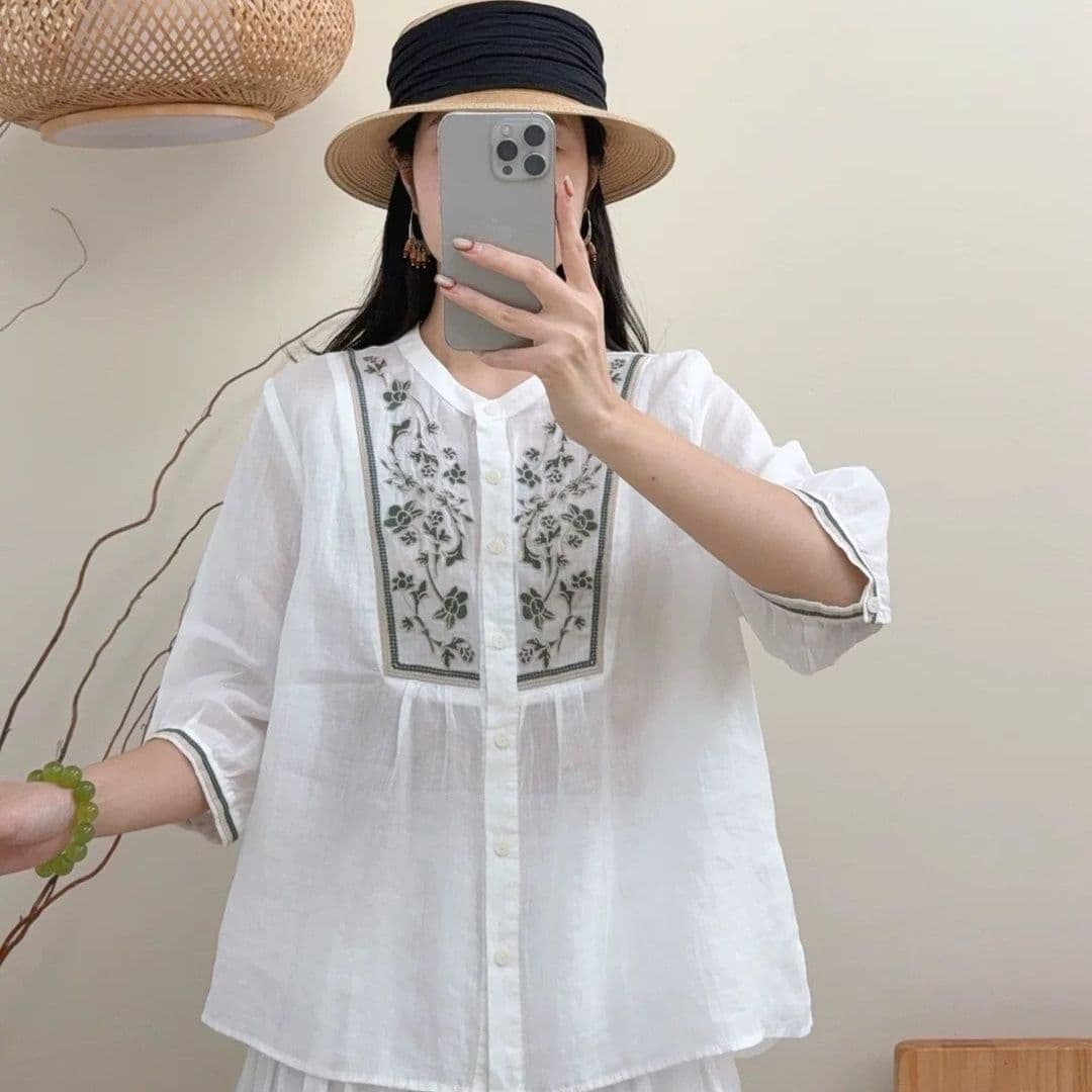 문예 자수 싱글 줄 버튼 슬림해 보이는 쇼트 스타일 면 린넨 셔츠 여름 새로운 품격 다용도 여성 5 점 소매 작은 셔츠 이미지 2