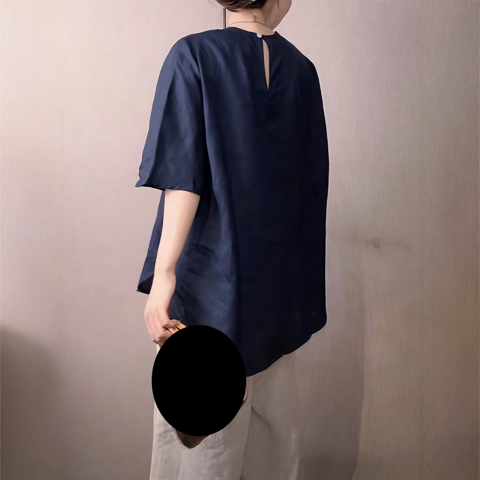 단색 면 린넨 밑단 트임 반팔 티셔츠 여성 2026 여름 새로운 루즈핏 캐주얼 다용도 슬림해 보이는 맨위 트렌디 이미지 3