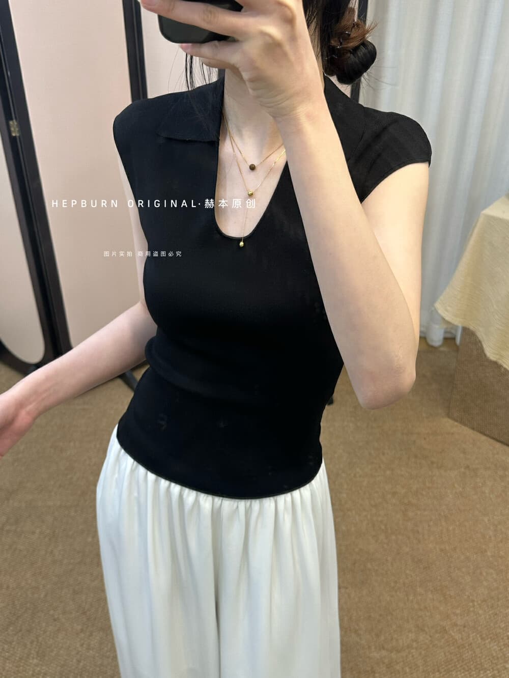 프랑스식 Feifei 소매 폴로 칼라 u 칼라 니트 얼음 실크 민소매 티셔츠 여성 여름 고유 한 슈퍼 잘 생긴 쇼트 스타일 어깨 맨위 상세 이미지 1
