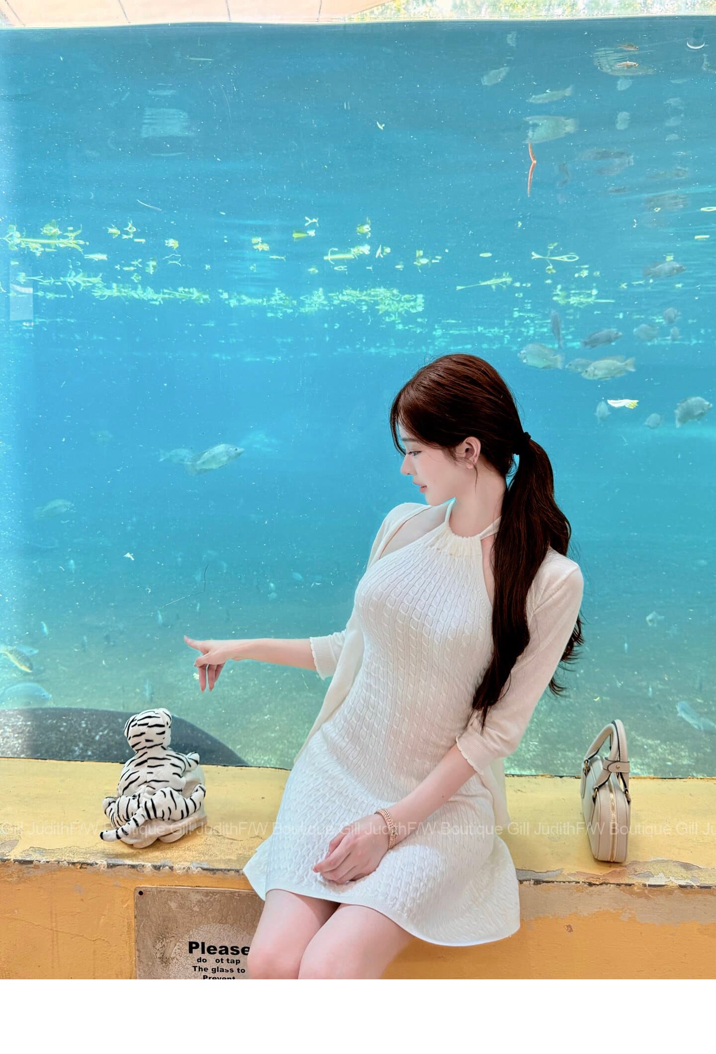 한 비 지아 화이트 행침 목 레이스업 꽈배기 허리 수축 여성 드레스 여름 민소매 새는 어깨 슬림해 보이는 우산 진자 한 마디 치마 상세 이미지 14