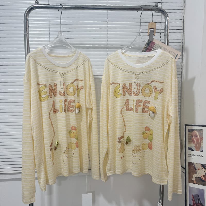 지구 Ouyang enjoy life 도파민 여름 재미있는 수채화 프린트 스트라이프 루즈핏 긴팔 티셔츠 상세 이미지 3