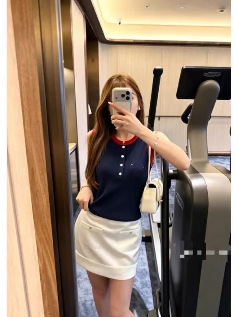 조수 브랜드 여름 배색 측면 라운드 넥 니트 조끼 여성 다용도 몸매 가꾸기 민소매 블루 색상 단추 어깨 맨위 이미지 2