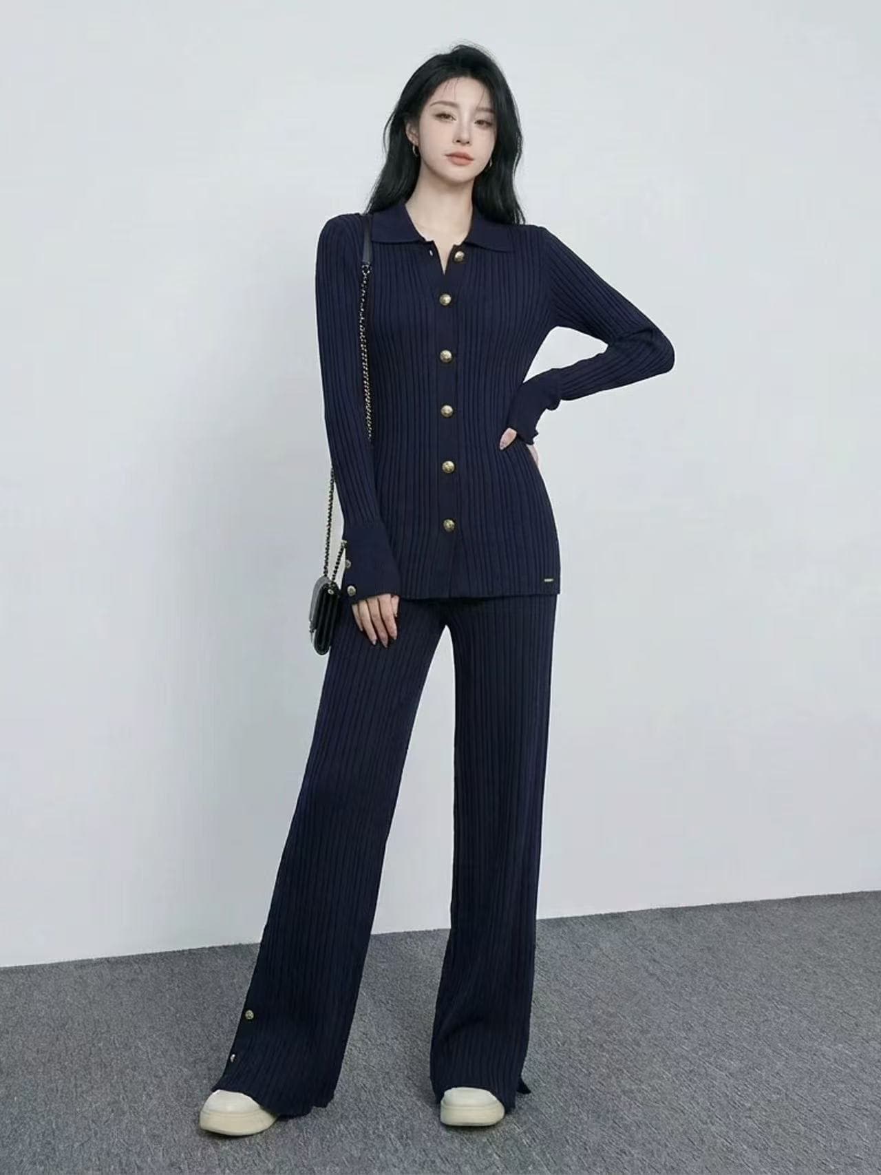 2026 가을 새로운 외국 가스 몸매 가꾸기 연령 감소 단색 슬림해 보이는 세트 여성 뜨개질 와이드 레그 팬츠 고급 센스 투피스 세트 상세 이미지 4