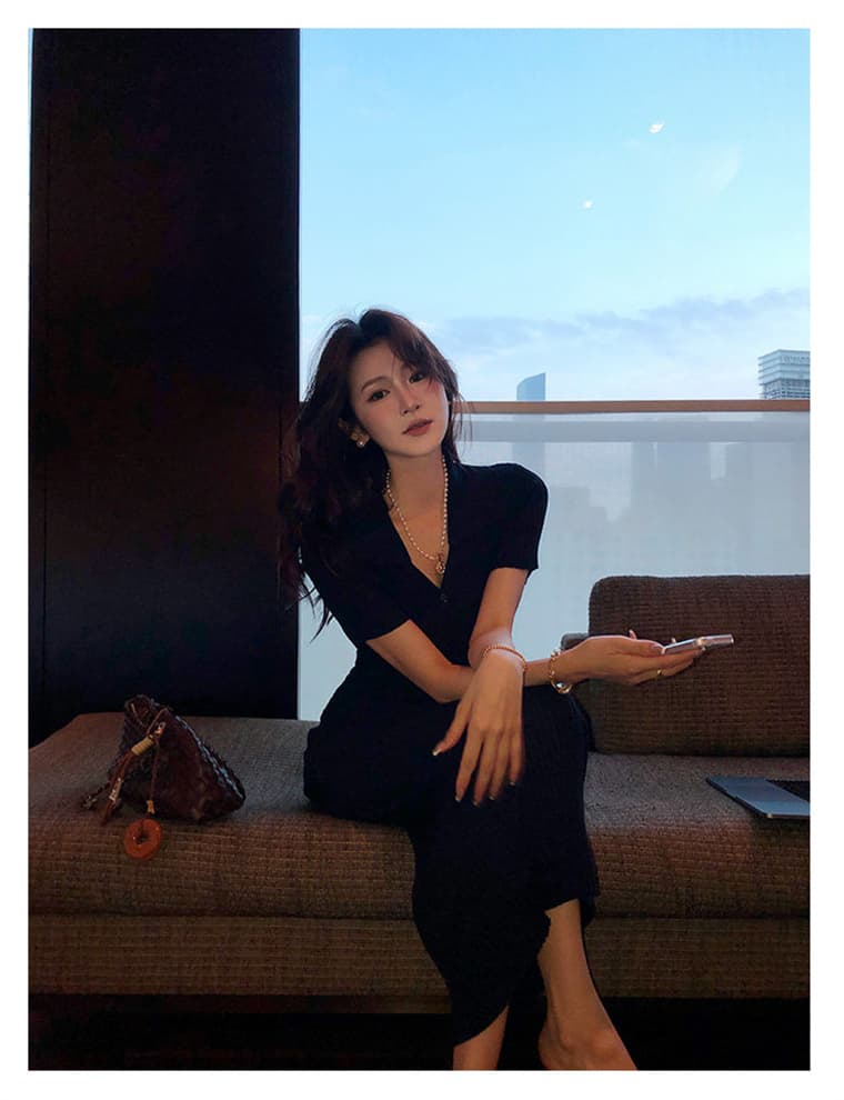 wild kiwi V넥 프랑스식 니트 타이트 스커트 롱 스커트 여성 여름 레트로 몸매 가꾸기 슬림해 보이는 허리 수축 품격 드레스 상세 이미지 10