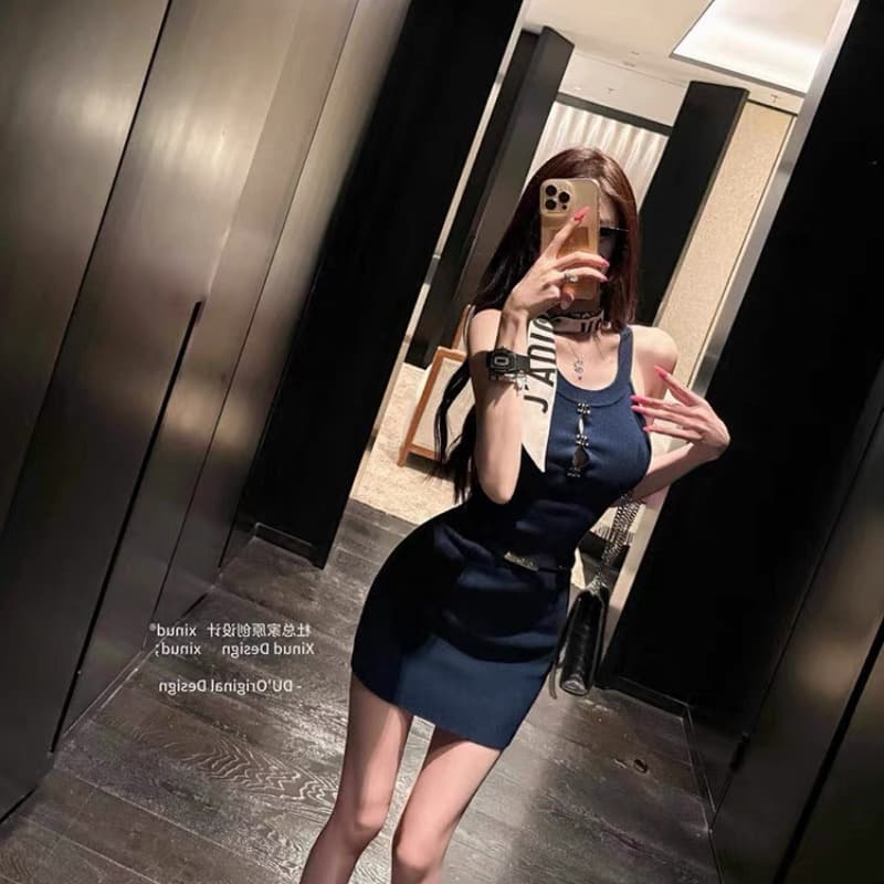 진한 파란색 로얄 자매 센스 행침 목 여성 드레스 섹시함 핫걸 몸매 가꾸기 슬림해 보이는 타이트 스커트 명문 여성 연회 작은 드레스 이미지 2