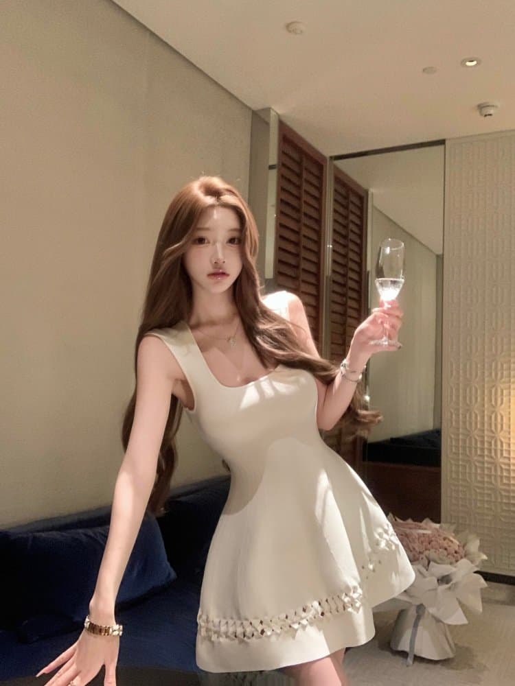 수영장 자오 짜오 한자 오 천 골드 순수한 흰색 작은 흰색 꽃 니트 허리 수축 드레스 품격 미니 스커트 여성 상세 이미지 9