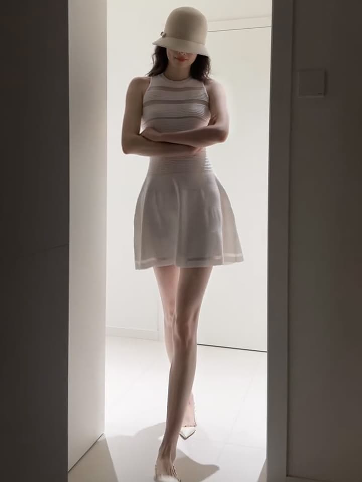 학원 스타일 POLO 칼라 니트 여성 드레스 여름 허리 수축 슬림해 보이는 한 마디 타이트 스커트 프랑스식 아름다운 이미지 3