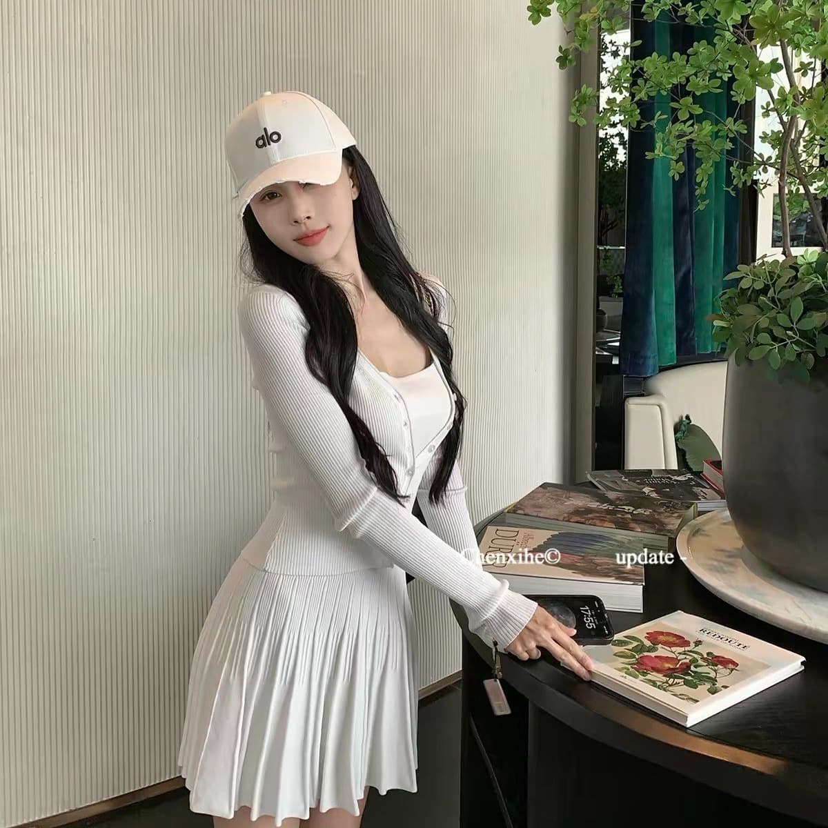 그는 아침 전체 집합 ootd 착용 가져 가라. 세트 여성 짧은 니트 몸매 가꾸기 오픈 가디건 맨위 한 마디 플리츠 슬립 드레스 이미지 5