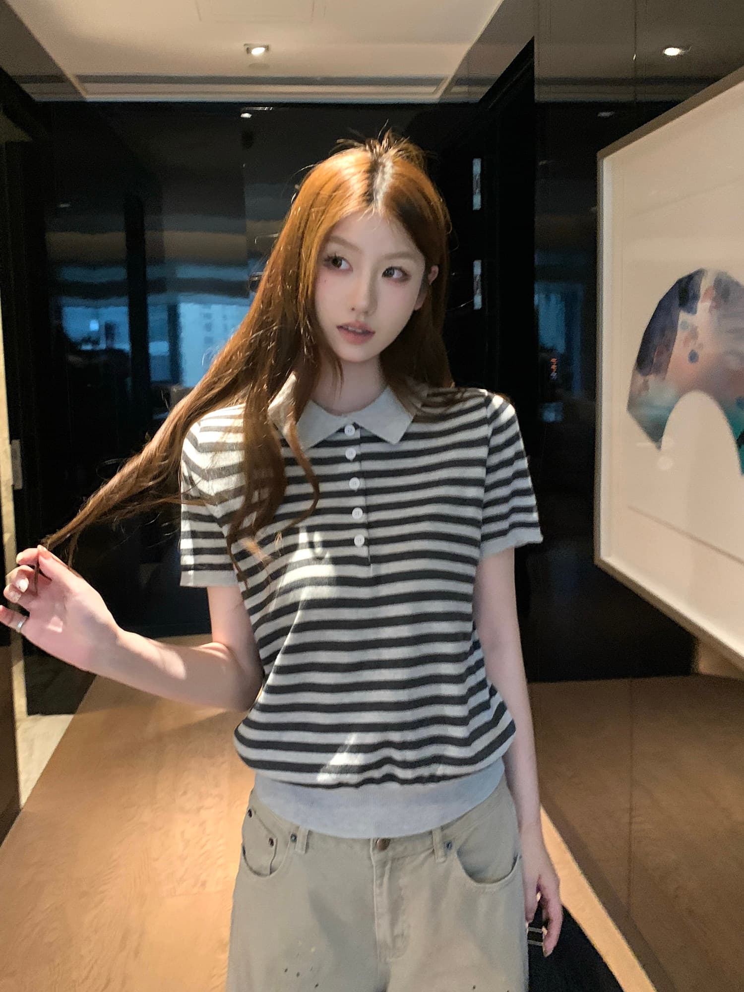 2026 슈퍼 화재 연령 감소 스트라이프 polo 폴로 칼라 니트 반팔 티셔츠 여성 여름 루즈핏 표지 배 슬림해 보이는 맨위 상세 이미지 2