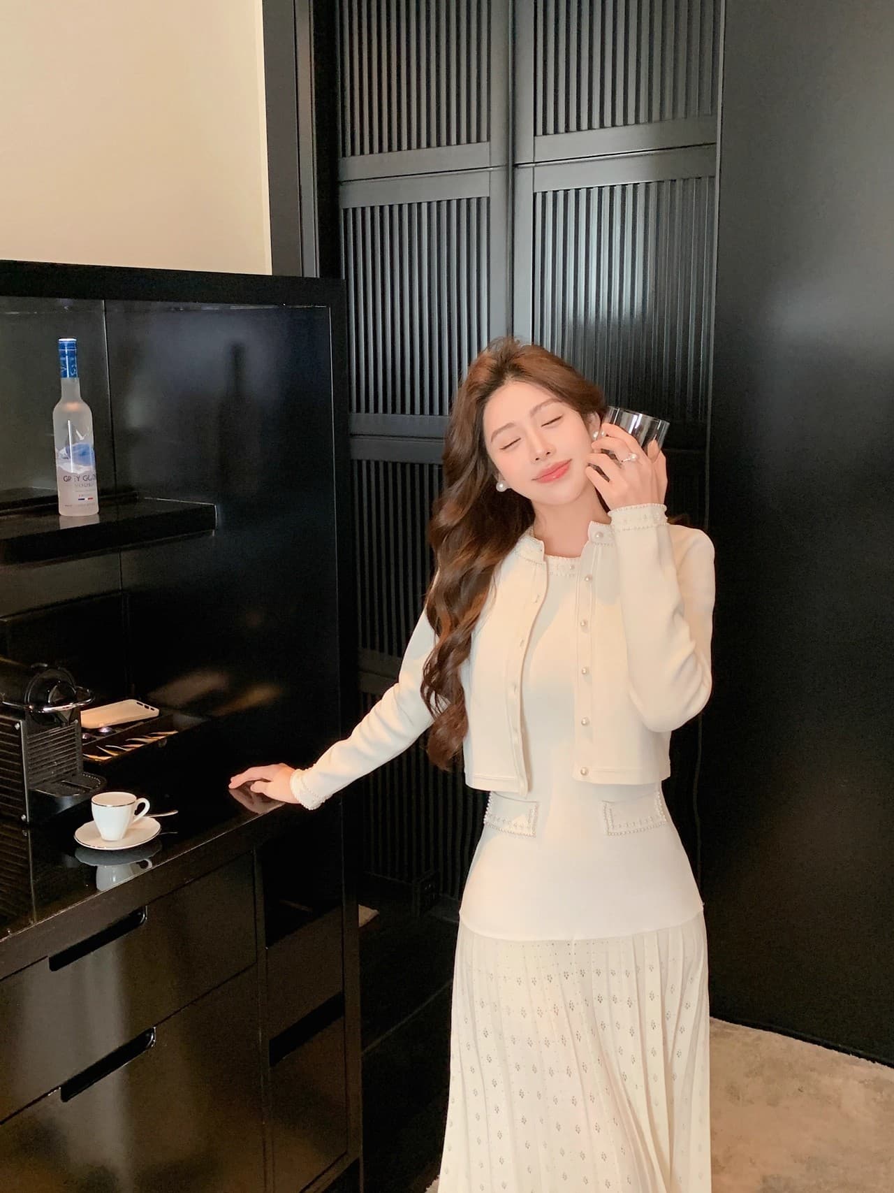 2026 년 프랑스식 니트 패치워크 진주 칼라 조끼 스커트 여성 봄 빛 럭셔리 고급 센스 품격 허리 수축 드레스 상세 이미지 19