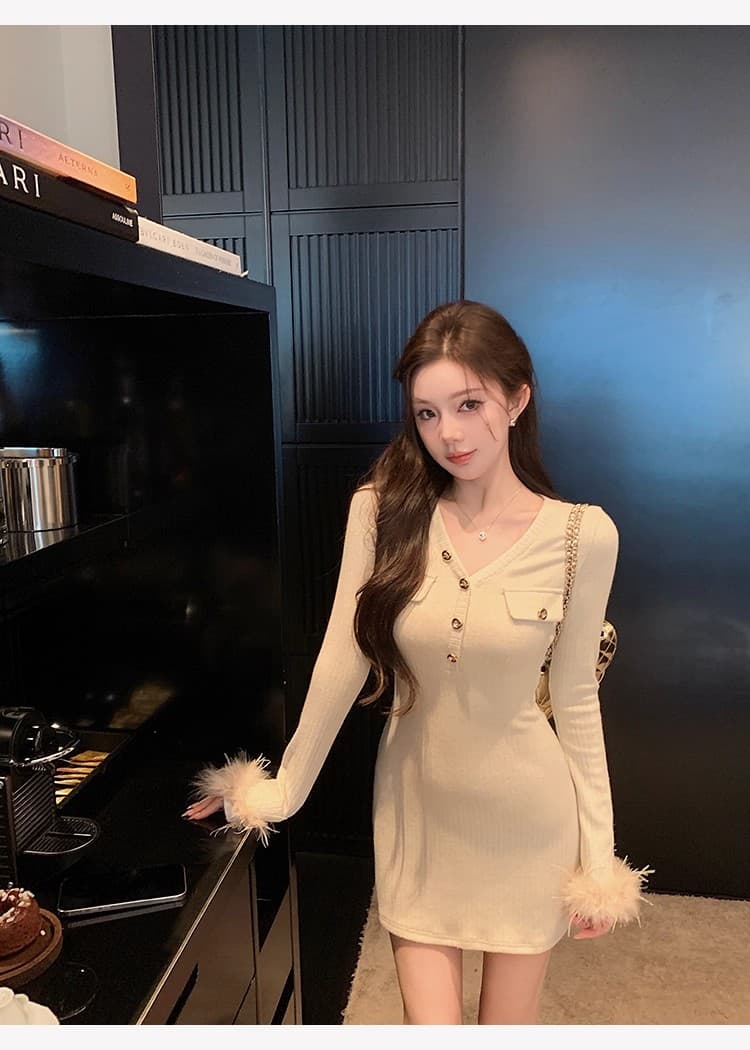 치우 고기 야오 화이트 털 머리 소매 샤오시엔 V넥 니트 여성 드레스 가을 새로운 몸매 가꾸기 품격 타이트 스커트 상세 이미지 13