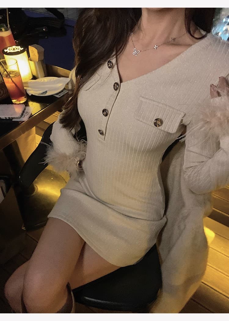 치우 고기 야오 화이트 털 머리 소매 샤오시엔 V넥 니트 여성 드레스 가을 새로운 몸매 가꾸기 품격 타이트 스커트 상세 이미지 26