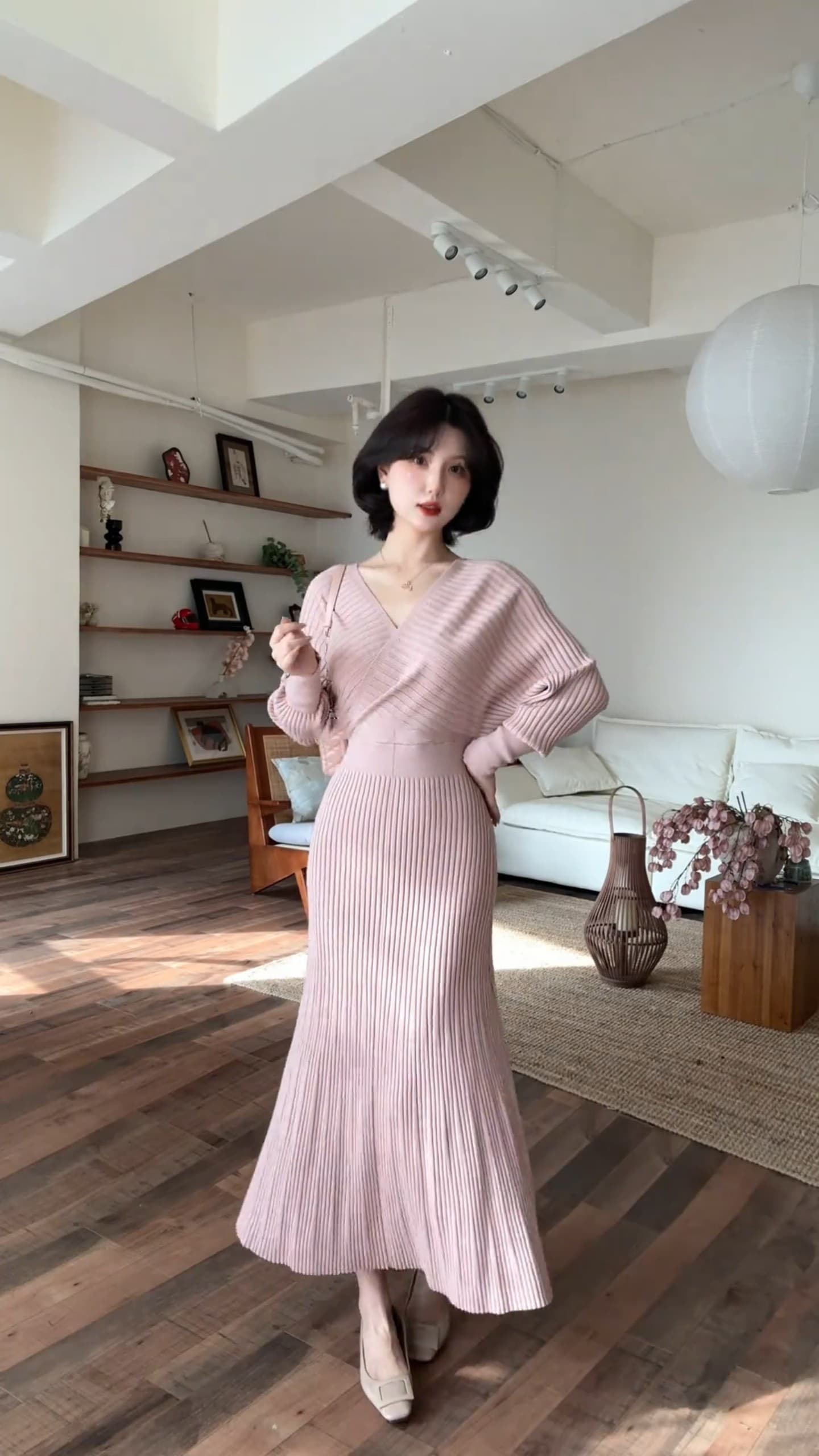 핑크색 V넥 니트 드레스 아이들 가을 겨울 새로운 고급 센스 순수한 욕망 핫걸 몸매 가꾸기 슬림해 보이는 롱 스커트 상세 이미지 4