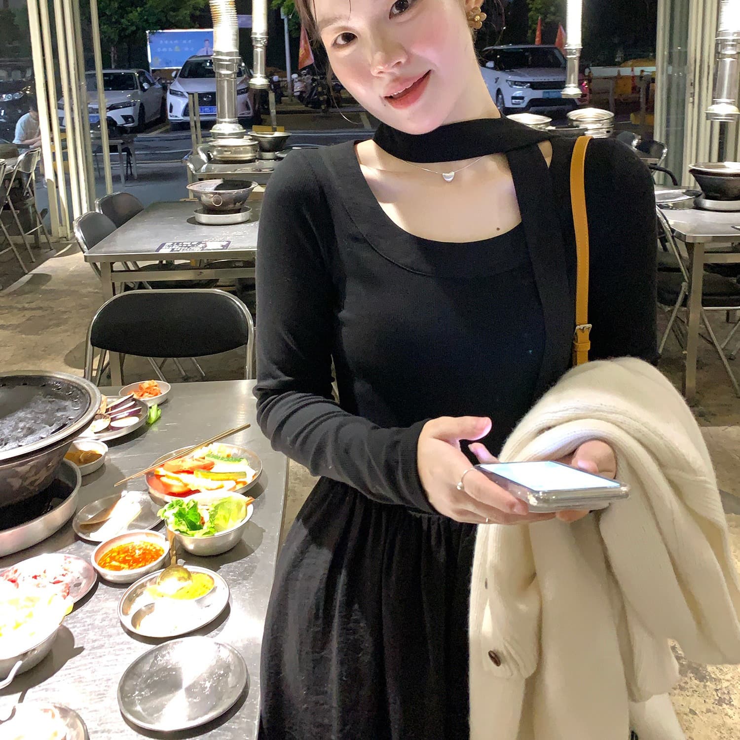 화재 화재 화재 우유 서리 복숭아 복숭아 한국 스타일 행침 목 니트 긴 소매 여성 드레스 부드러운 바람 허리 수축 봄 드레스 롱 스커트 이미지 4