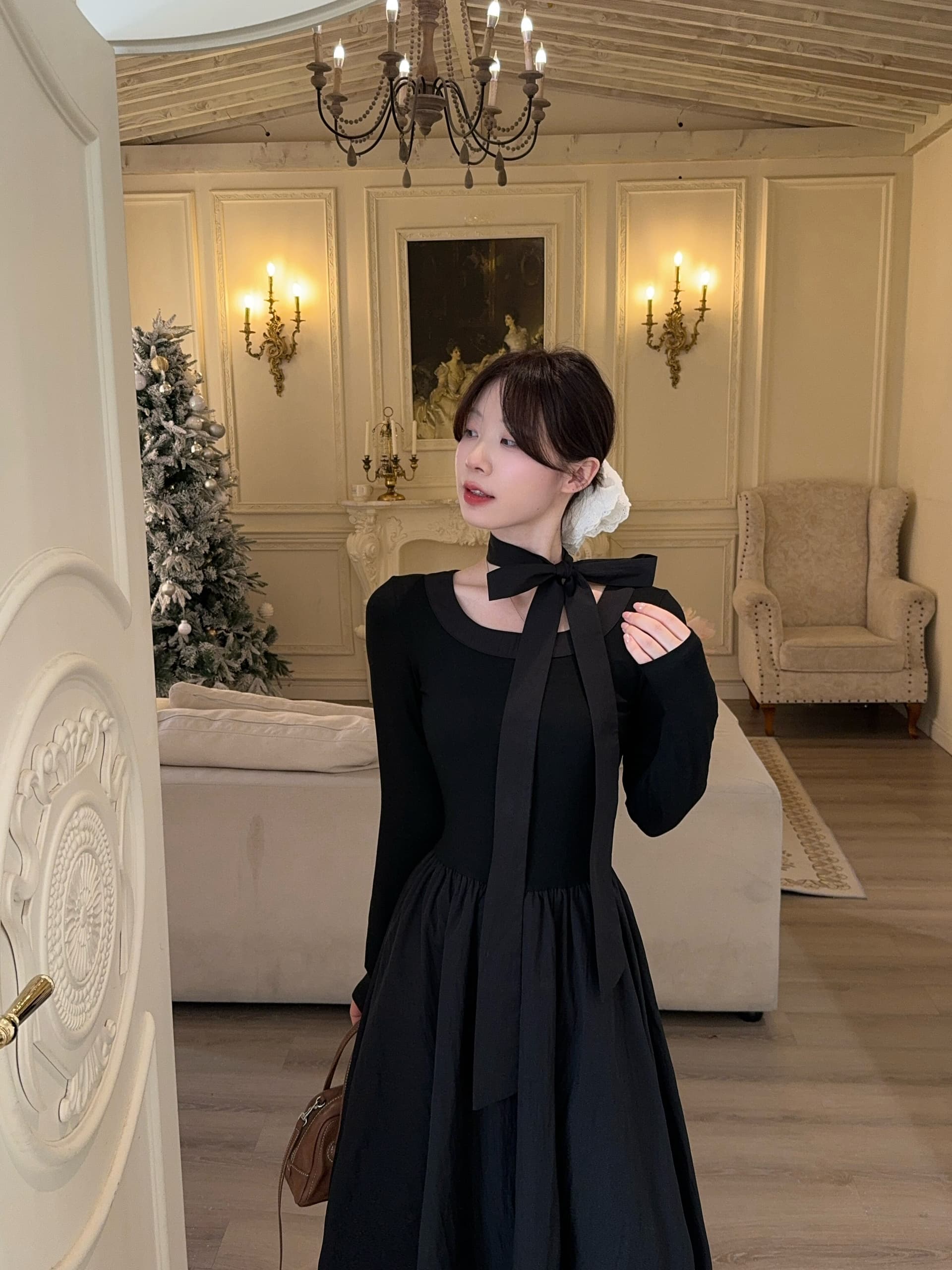 부드러운 바람 핑크색 라운드 넥 나비 매듭 긴팔 여성 드레스 가을 새로운 허리 수축 Chic 롱 스커트 상세 이미지 15
