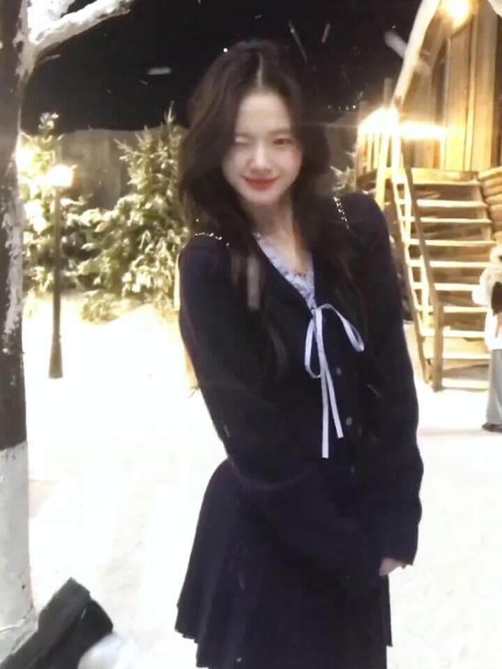 있음 도착 가을 겨울철 니트 세트 여성 부유 한 가족 천 골드 전체 집합 착용 가져 가라. 고급 센스 고유 한 두 조각 여성 세트 이미지 2