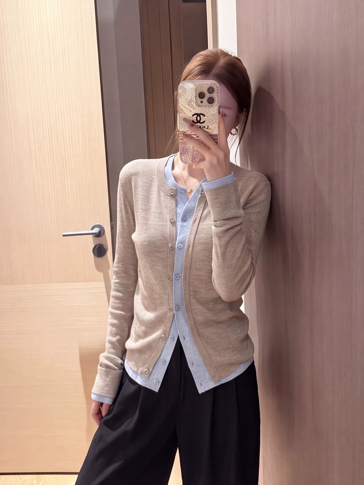 있음 도착 이른 가을 부서 계층의 감각 몸매 가꾸기 맨위 여성 페이크 레이어드 패치워크 색상 양모 니트 오픈 가디건 상세 이미지 2