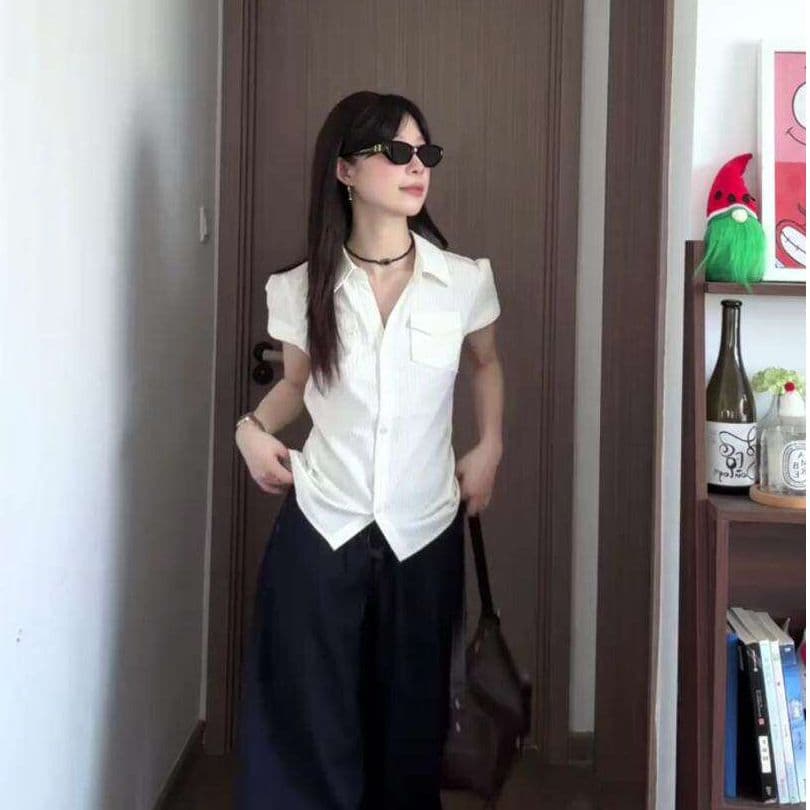 한 부서 미니멀리즘 폴로 칼라 반팔 여성 셔츠 여름 품격 몸매 가꾸기 슬림해 보이는 캐주얼 패션 맨위 이미지 4
