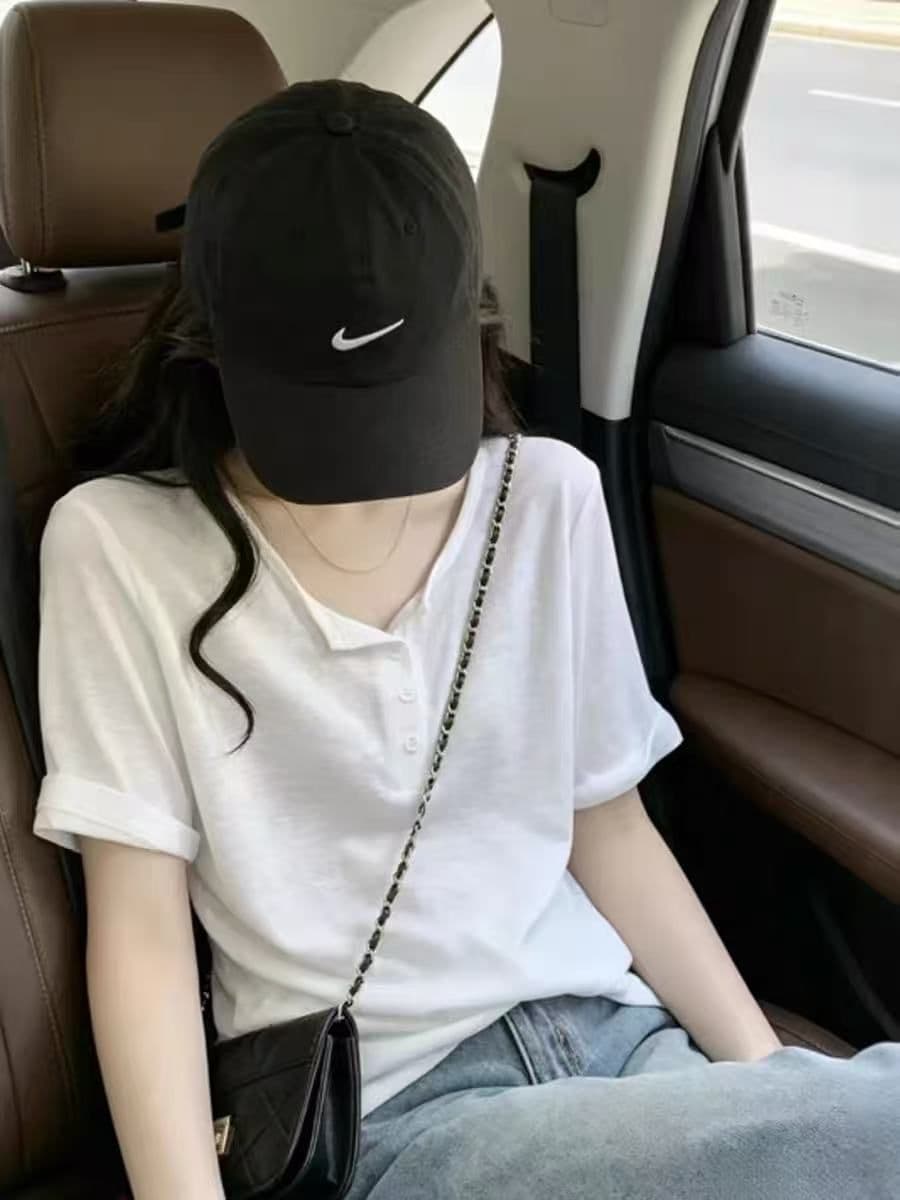 눈꽃 면 캐주얼 느긋한 바람 반팔 티셔츠 여성 여름 패션 디자인 센스 긍정적 인 어깨 의류 상세 이미지 5