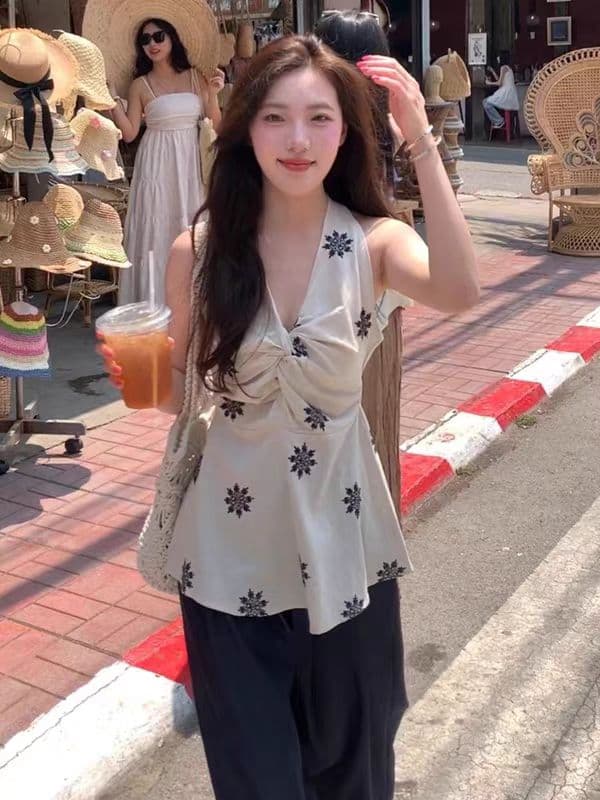 핫걸 비틀림 민소매 캐미솔 2026 여름 새로운 고급 센스 순수한 욕망 허리 수축 슬림해 보이는 맨위 이미지 4