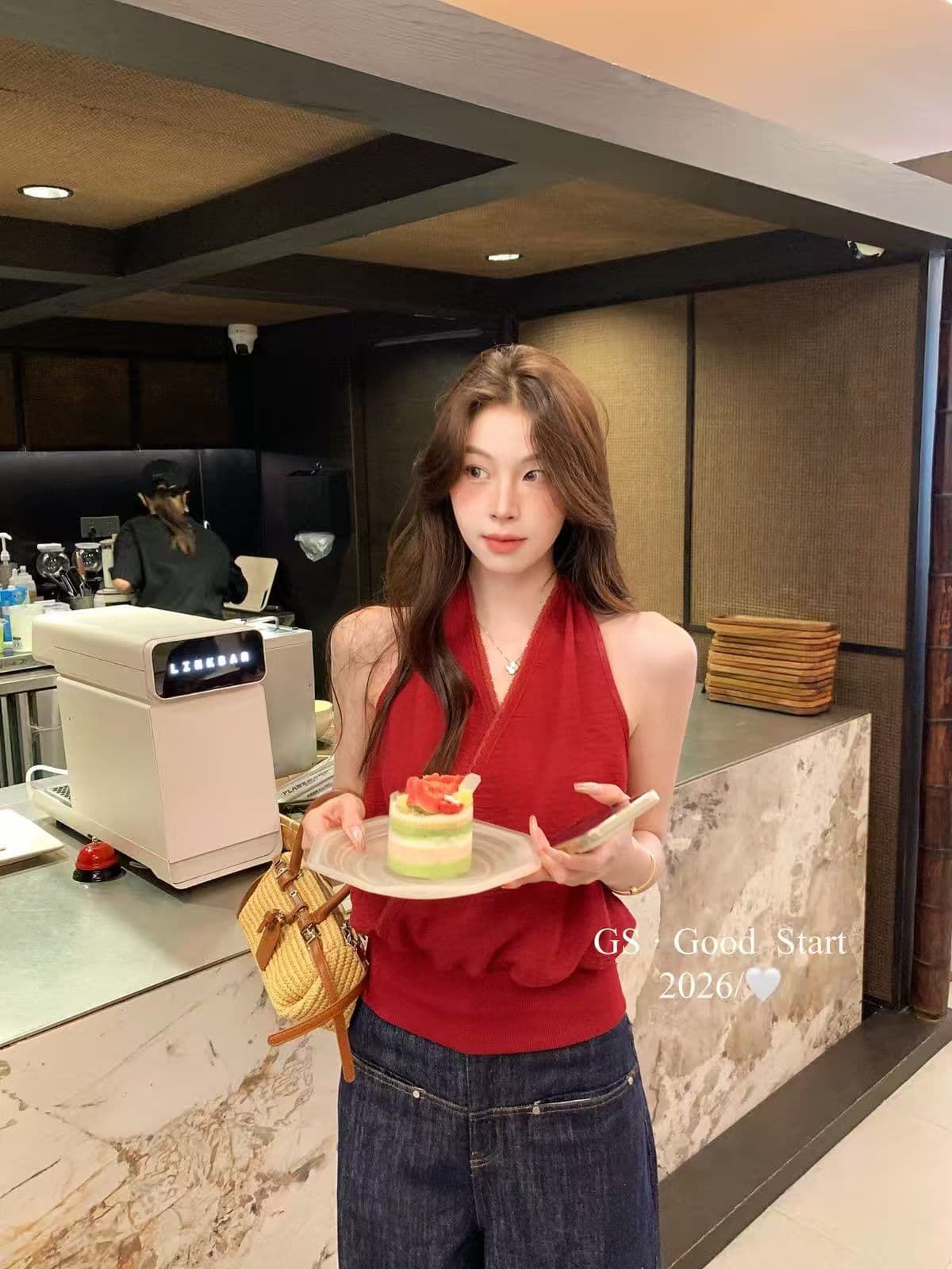 프랑스식 행침 목 v 칼라 맨위 여성 2026 여름 새로운 부드러운 바람 허리 수축 민소매 조끼 상세 이미지 2