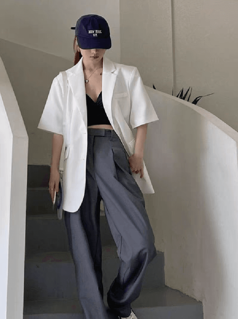 직각 어깨 화이트 새로운 정장 여성 코트 여름 얇은 스타일 반팔 검정색 캐주얼 정장 한국 스타일 루즈핏 맨위 이미지 3