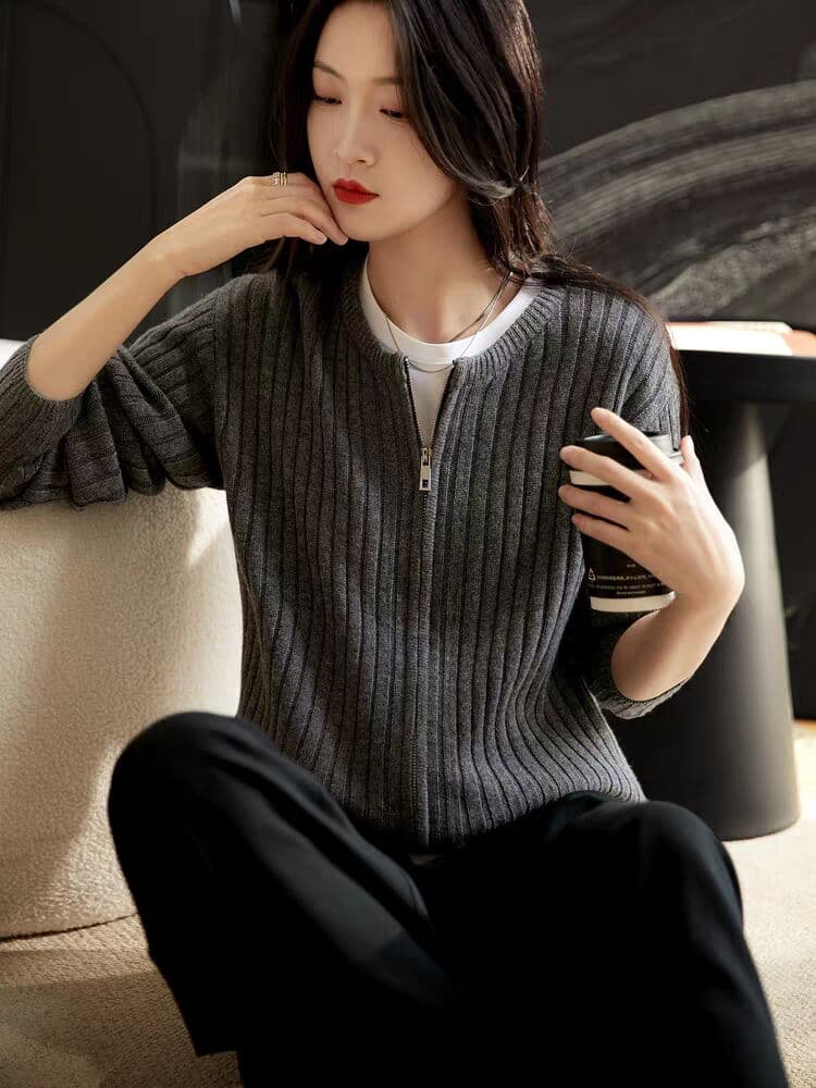 미니멀리즘 라인 센스 프랑스식 느긋한 라운드 넥 지퍼 털 니트 여성 코트