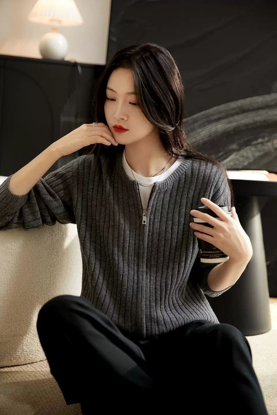 미니멀리즘 라인 센스 프랑스식 느긋한 라운드 넥 지퍼 털 니트 여성 코트 상세 이미지 7