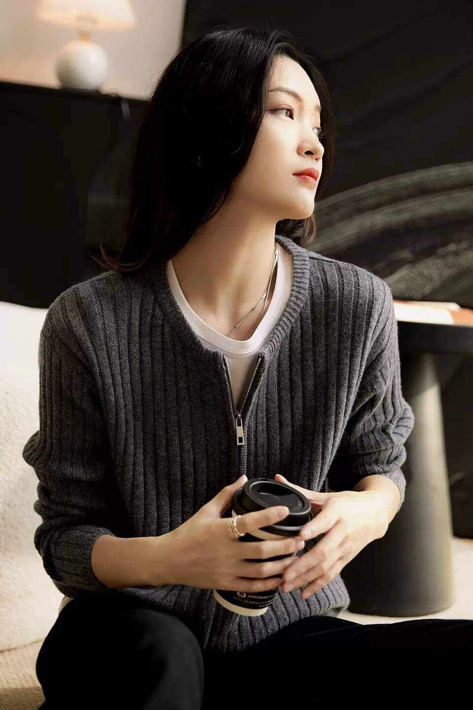 미니멀리즘 라인 센스 프랑스식 느긋한 라운드 넥 지퍼 털 니트 여성 코트 상세 이미지 8