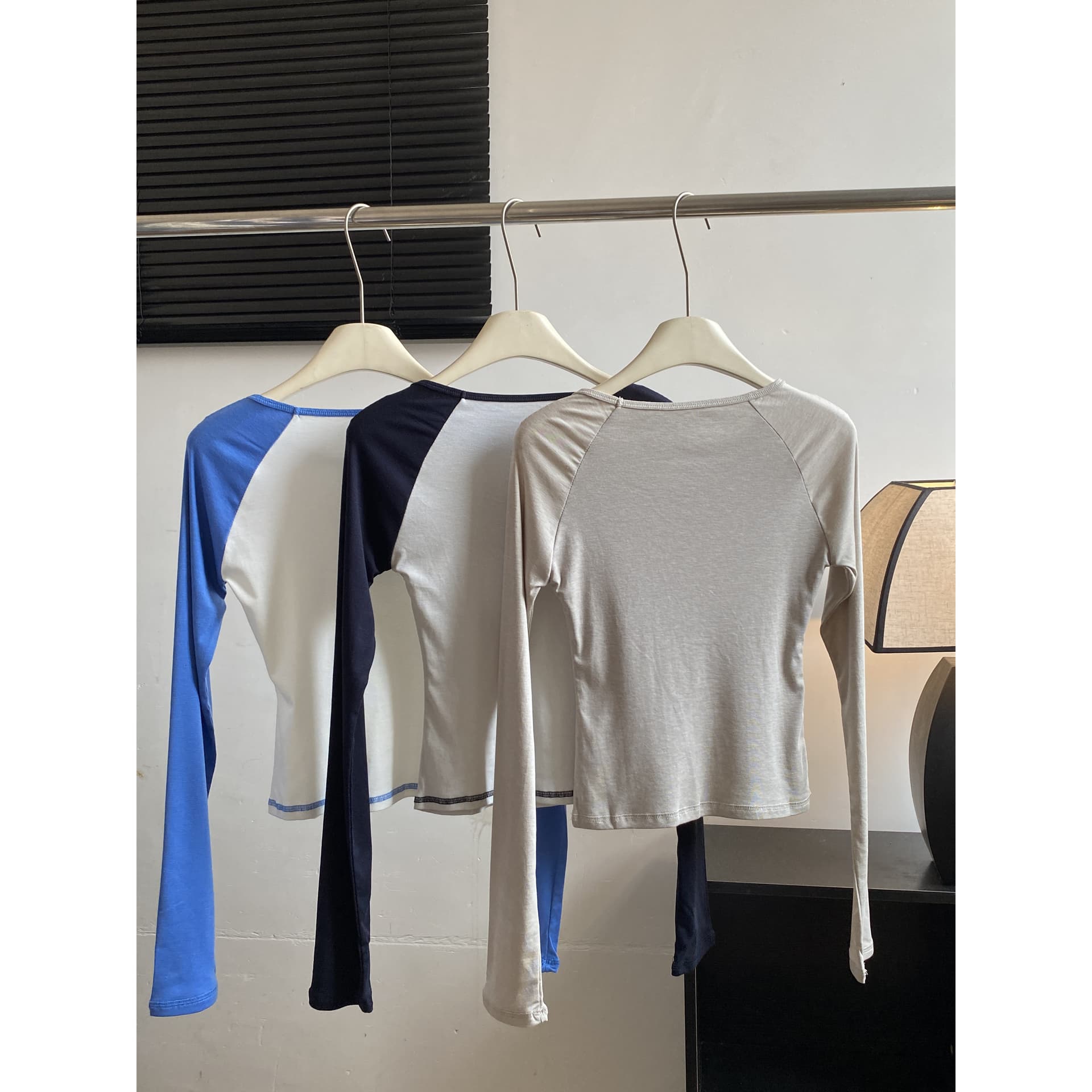 skk store 가벼움 알몸의 센스 t 프로 피부 편안함 주간 실크 양모 레트로 패치워크 배색 삽입 어깨 소매 티셔츠 여성 이미지 6