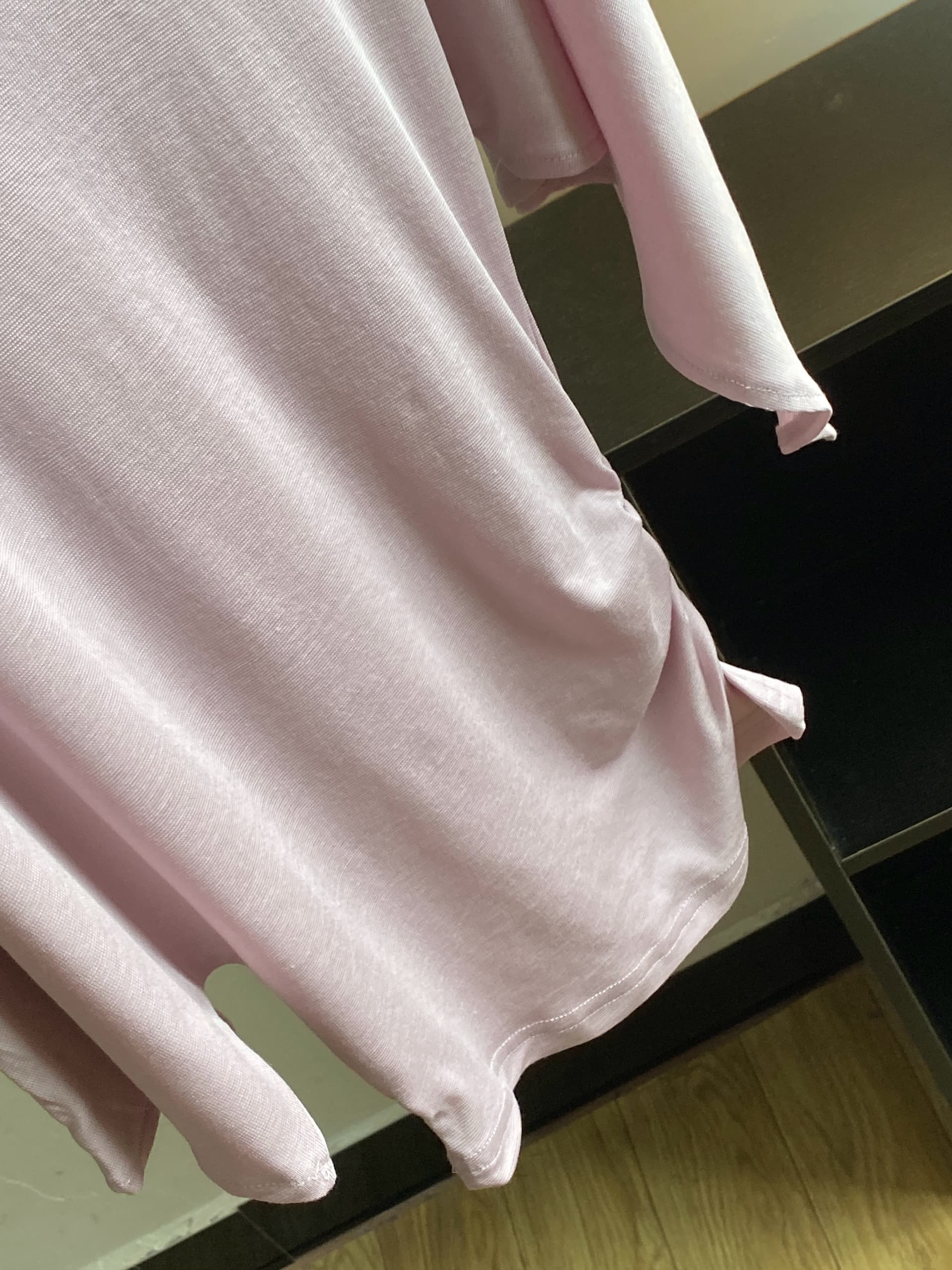 차가운 가죽 itspipi 불규칙 비스듬한 어깨 의류 여성 루즈핏 긴팔 오프숄더 도루 가을 센스 느긋한 바람 이미지 4