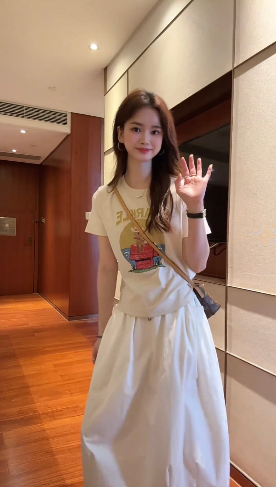 나인 리 빨간색 하우스 강아지 여름 긍정적 인 어깨 다용도 미니멀리즘 반팔 티셔츠 반 스커트 세트 상세 이미지 5