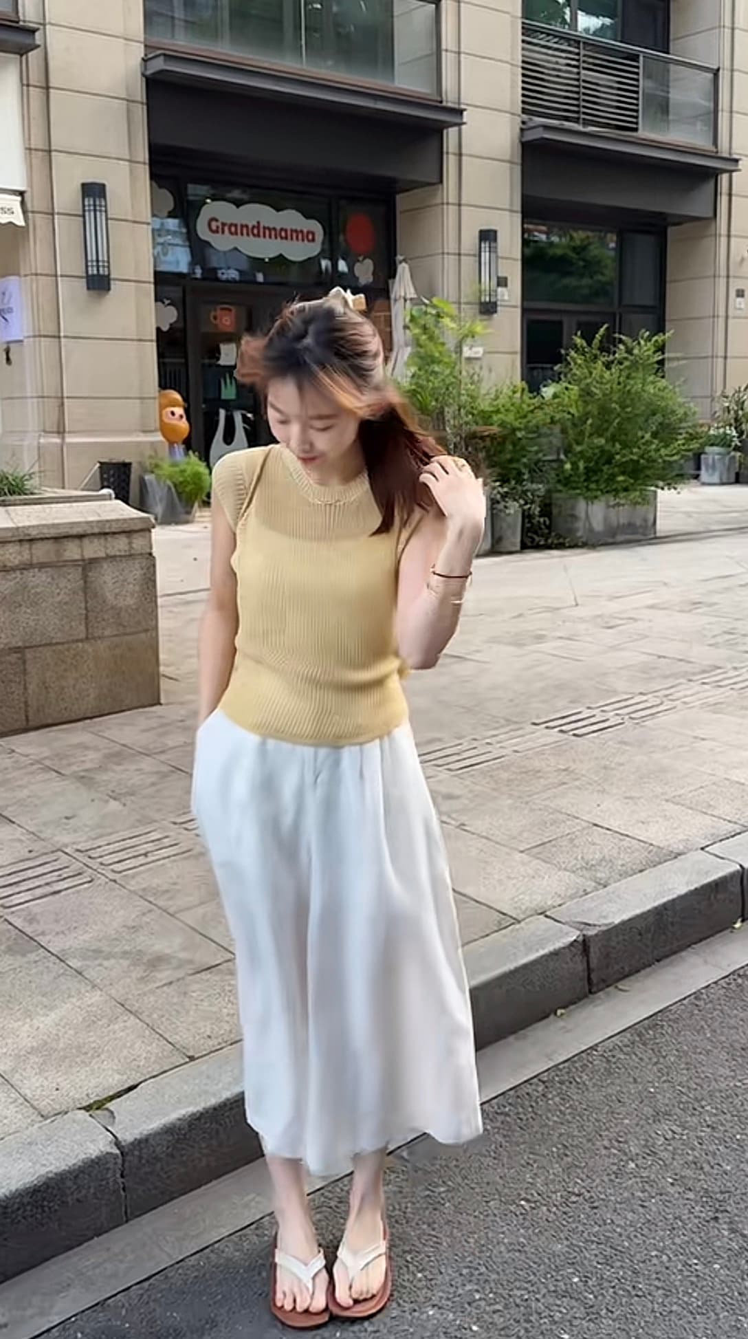 qiongqiong 인력 섹션 디자인 센스 이후 레이스업 슬림해 보이는 다용도 어깨 민소매 얼음 실크 셔츠 바지 세트 상세 이미지 7