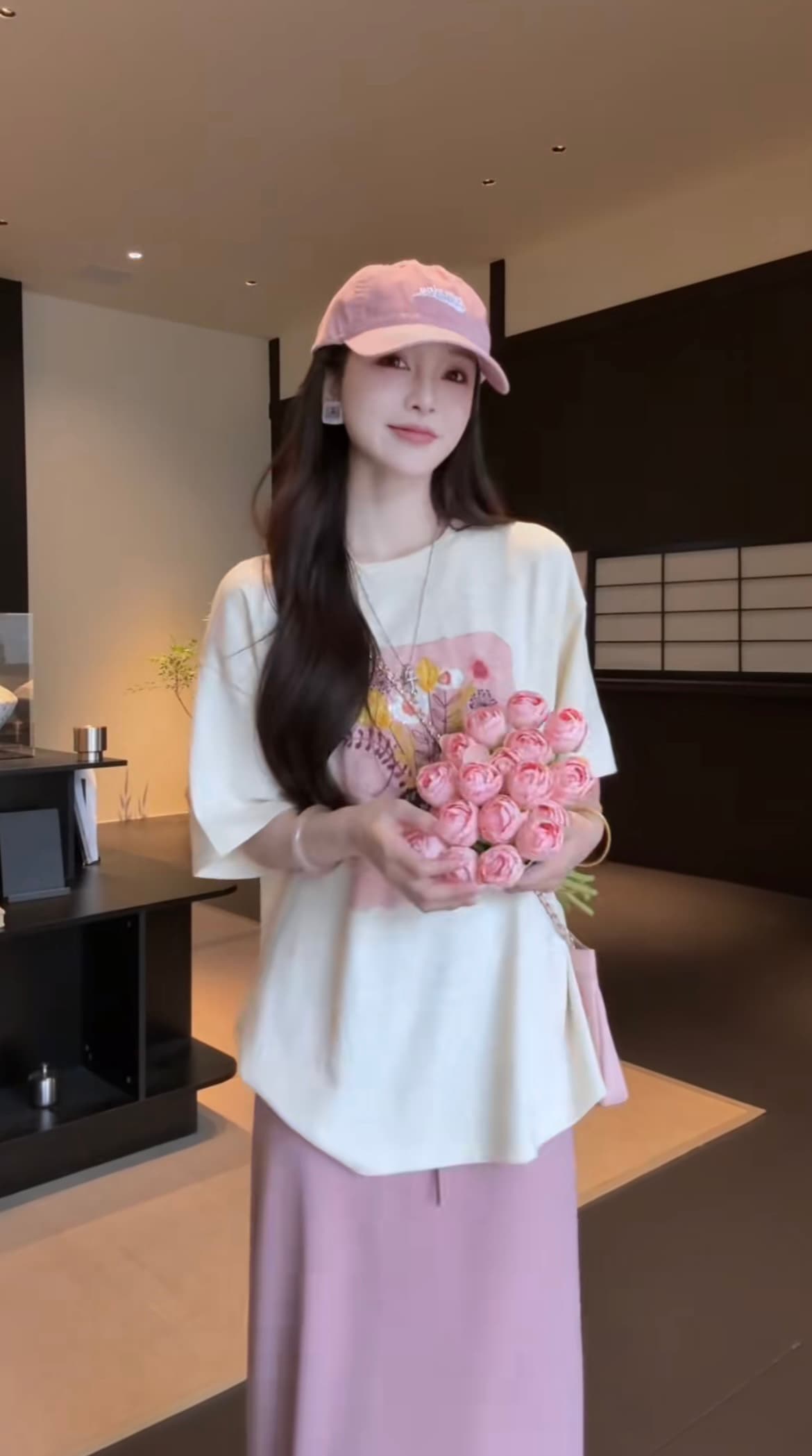 26 여름 쌀 화이트 유화 바람 꽃무늬 프린트 루즈핏 반팔 t 셔츠 플러스 반 스커트 세트 상세 이미지 6