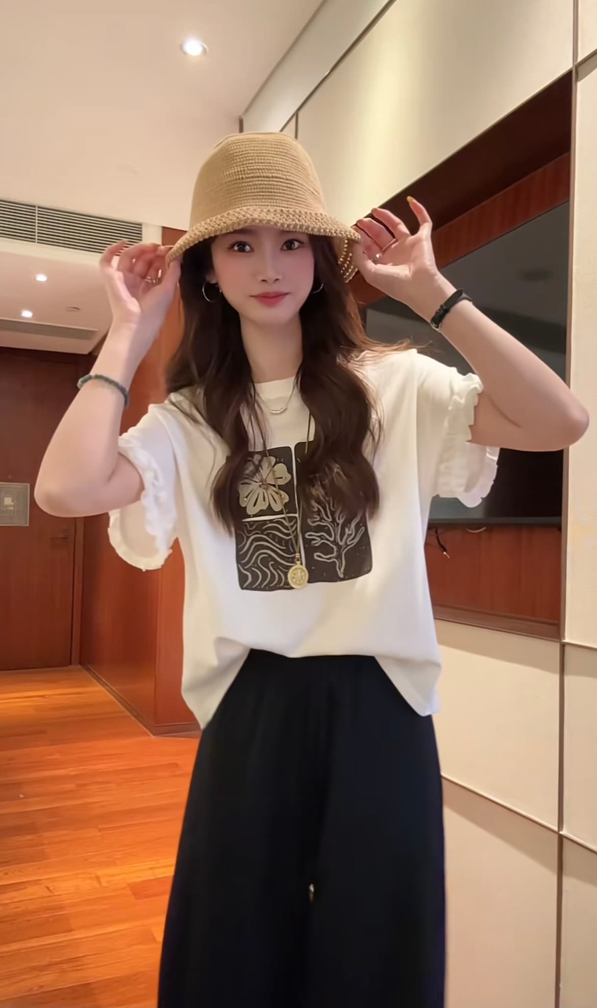 수공 비즈 박기 프린트 공예 목이버섯 측면 슈퍼 스케이트 타기 차가운 우아한 실 면 가을 어깨 티셔츠 플러스 바지 세트 상세 이미지 4