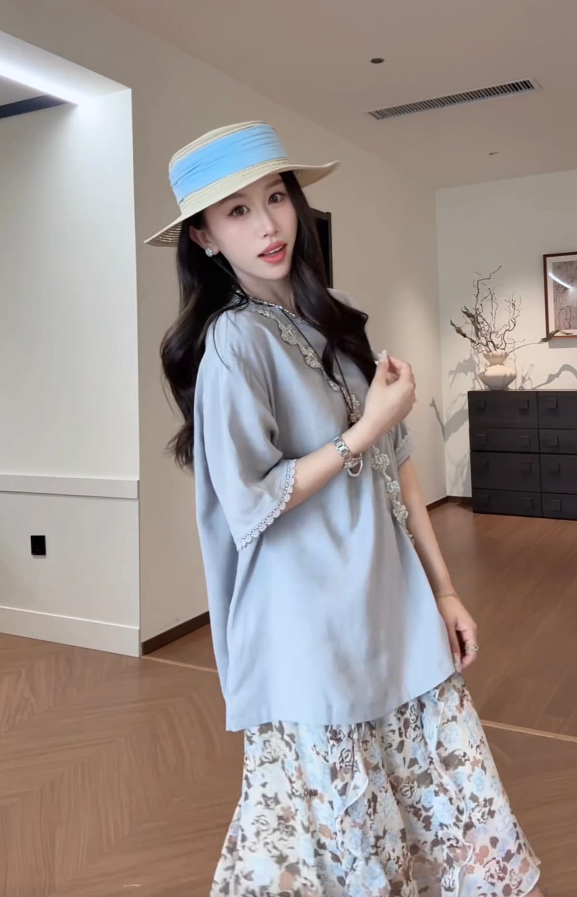 흔들어서 톤 폭발 한 부서 다용도 레이스 파란색 맨위 플러스 꽃무늬 반 스커트 세트 상세 이미지 3
