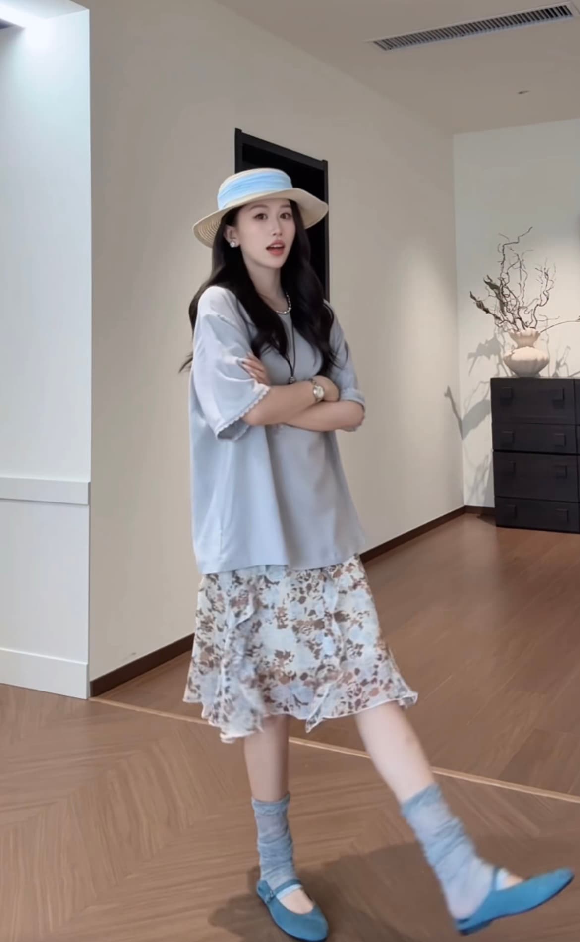 흔들어서 톤 폭발 한 부서 다용도 레이스 파란색 맨위 플러스 꽃무늬 반 스커트 세트 상세 이미지 7