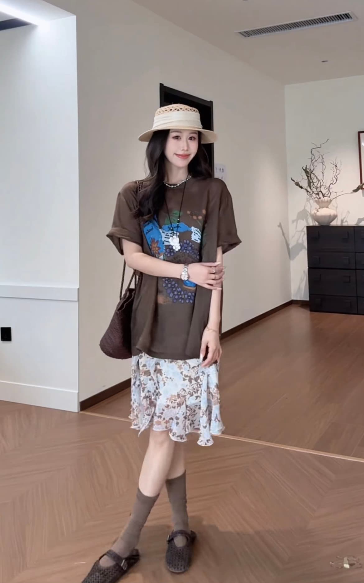 흔들어서 톤 폭발 디자인 센스 패션 프린트 마 재료 반팔 t 플러스 꽃무늬 반 스커트 세트 상세 이미지 4