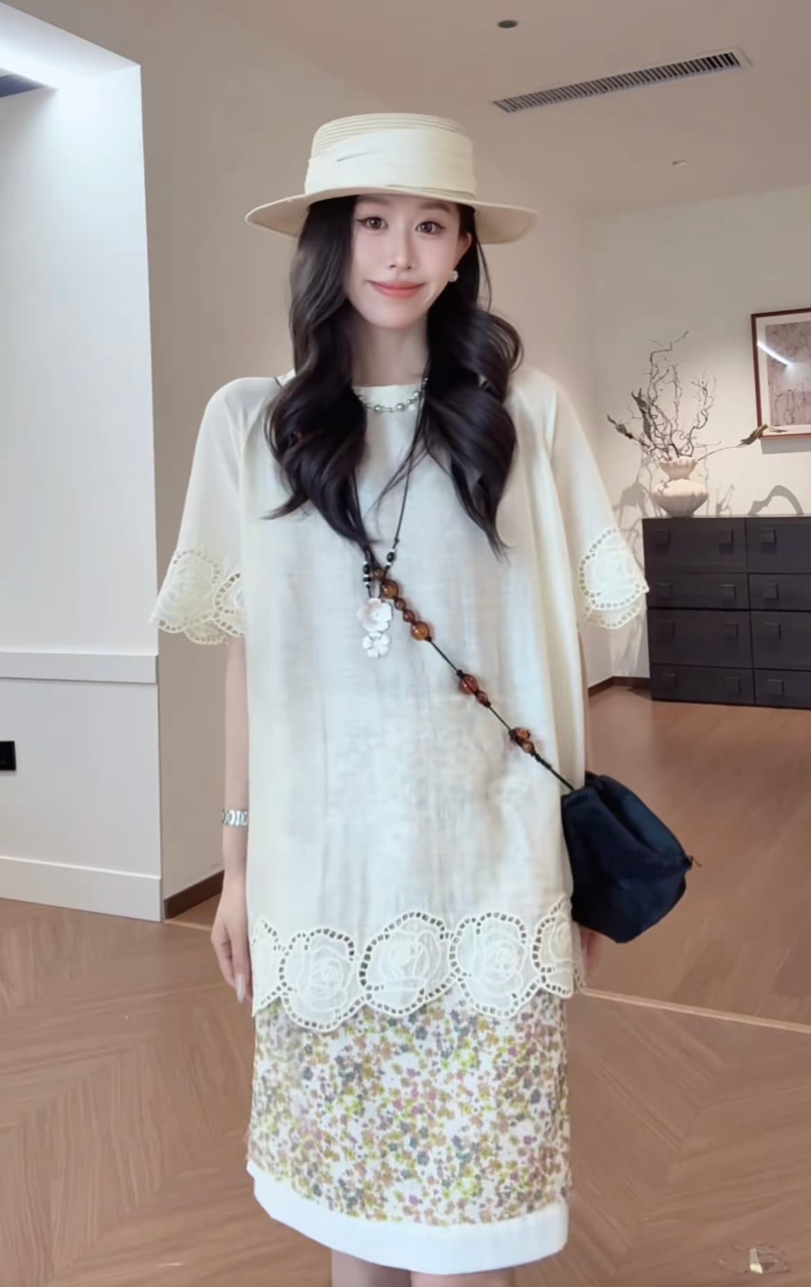 흔들어서 톤 폭발 패치워크 레이스 황색 의류 플러스 꽃무늬 반 스커트 세트 이미지 3