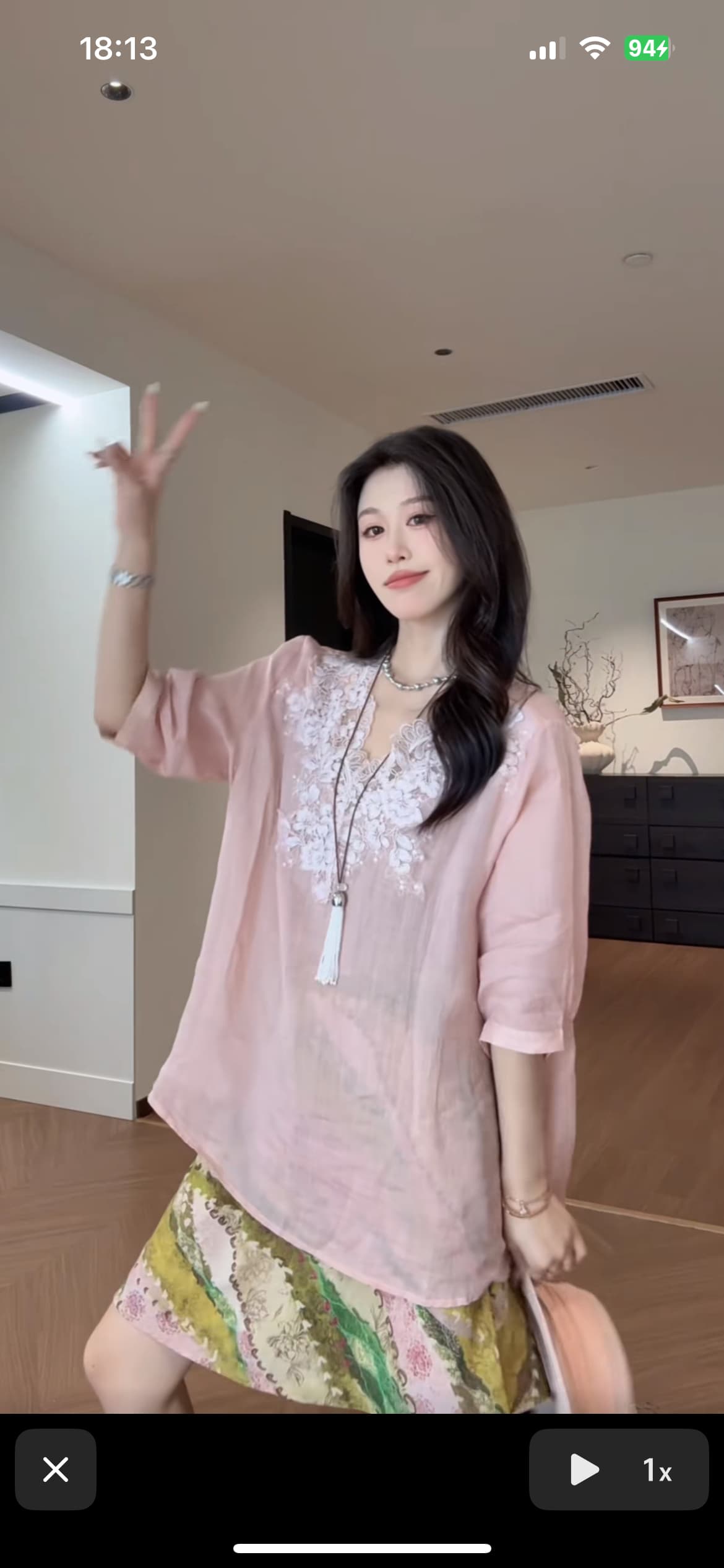 흔들어서 톤 폭발 디자인 센스 무거운 작업 레이스 조각 맨위 플러스 꽃무늬 반 스커트 세트 상세 이미지 2