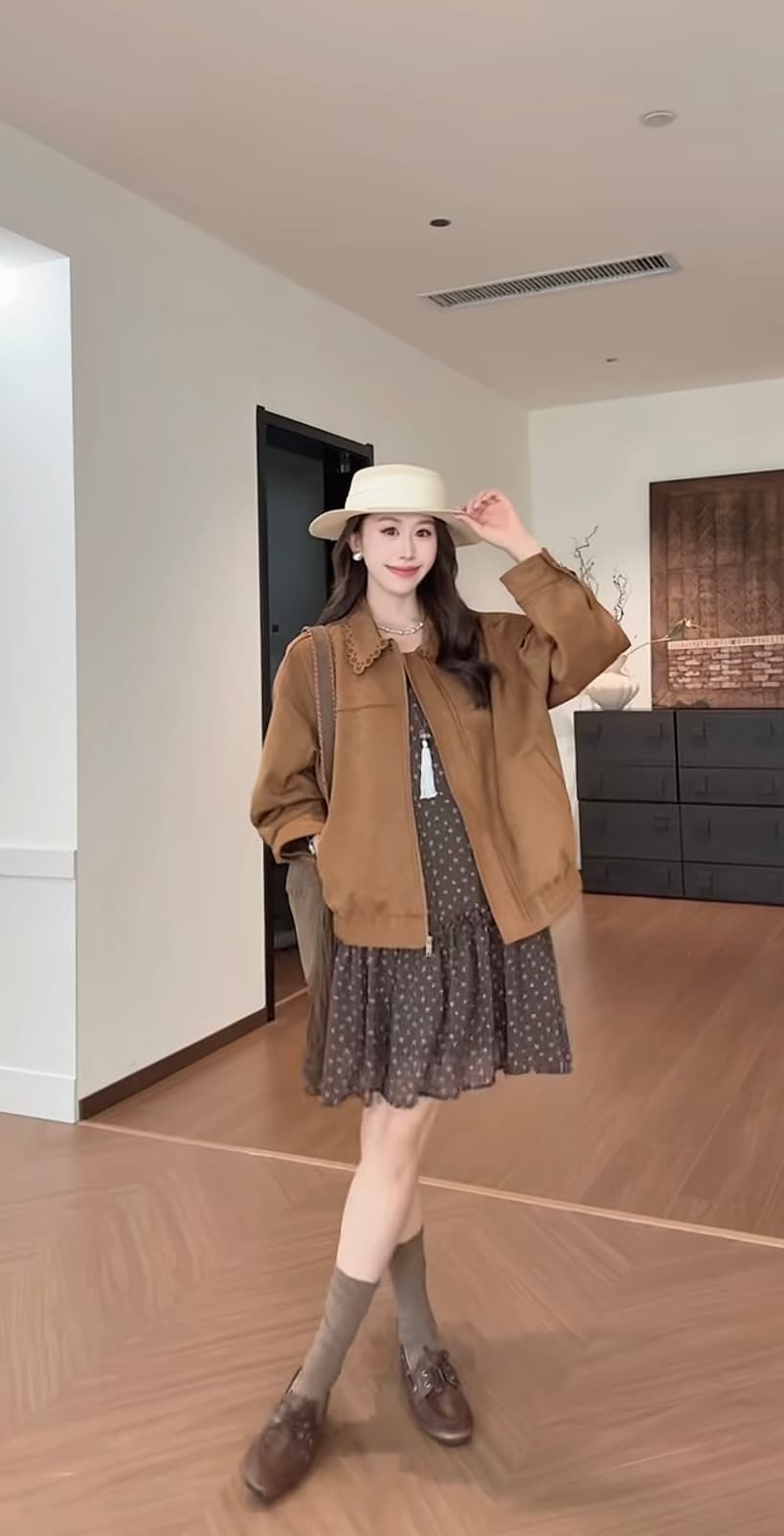 Breeze 가져 가라. 달 의류 새로운 호박색 깃발 바람 홀로우 아웃 폴로 칼라 루즈핏 가죽 재킷 여성 플러스 꽃무늬 드레스 이미지 2