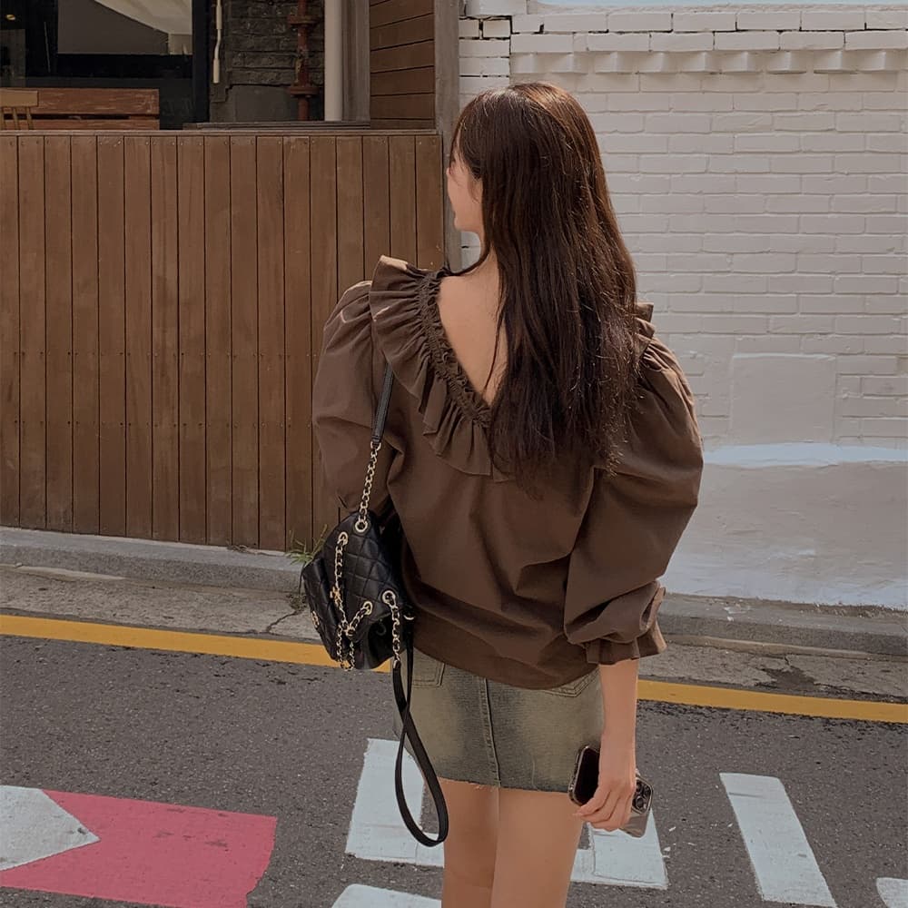 재고 있음 한국 동대문 프랑스식 품격 전후 V넥 레이스업 프릴 나팔 소매 루즈핏 셔츠 맨위 여성 이미지 4