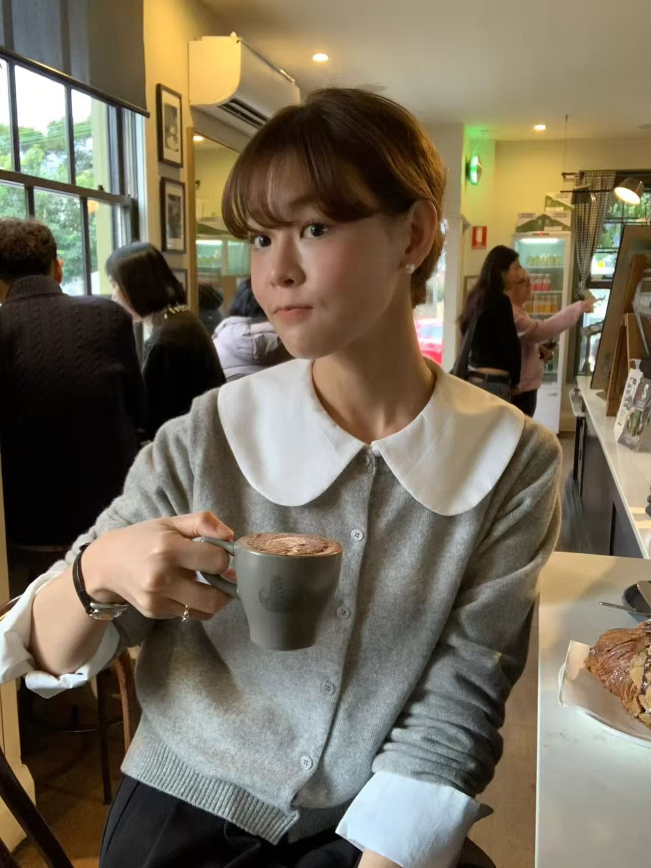 재고 있음 한국 동대문 프랑스식 품격 귀여운 연령 감소 베이비 칼라 스트라이프 루즈핏 캐주얼 긴팔 여성 셔츠 상세 이미지 13